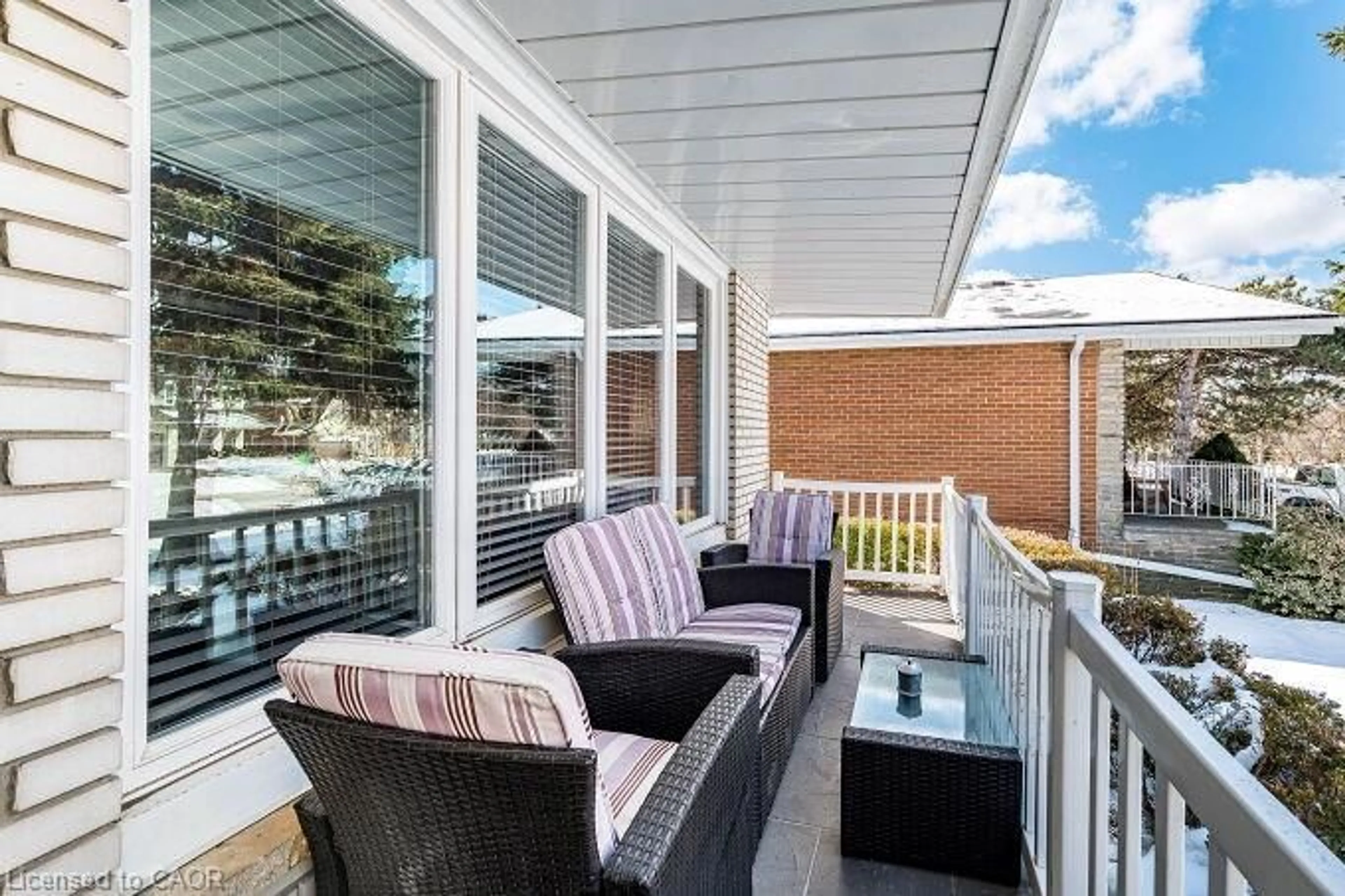 Patio, unknown for 1290 Winding Trail, Mississauga Ontario L4Y 2T7