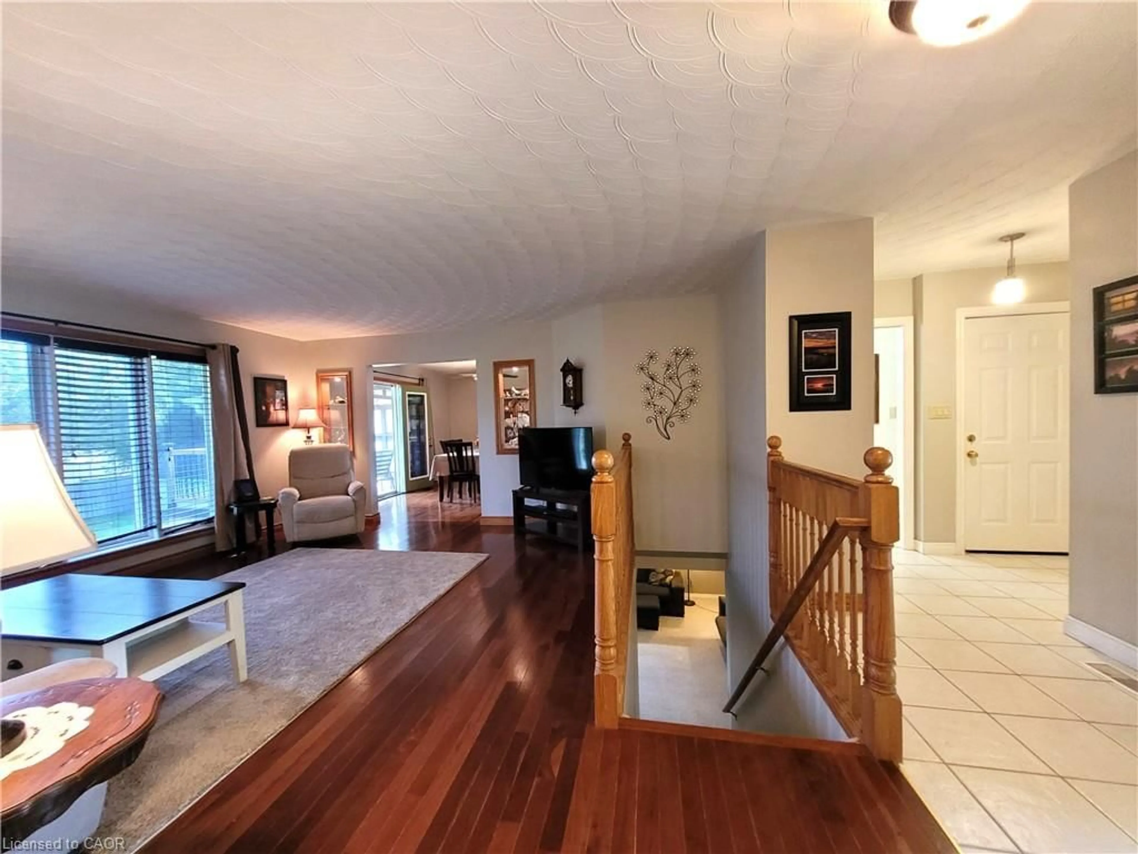 Unknown for 8 Simon Crt, Waterford Ontario N0E 1Y0