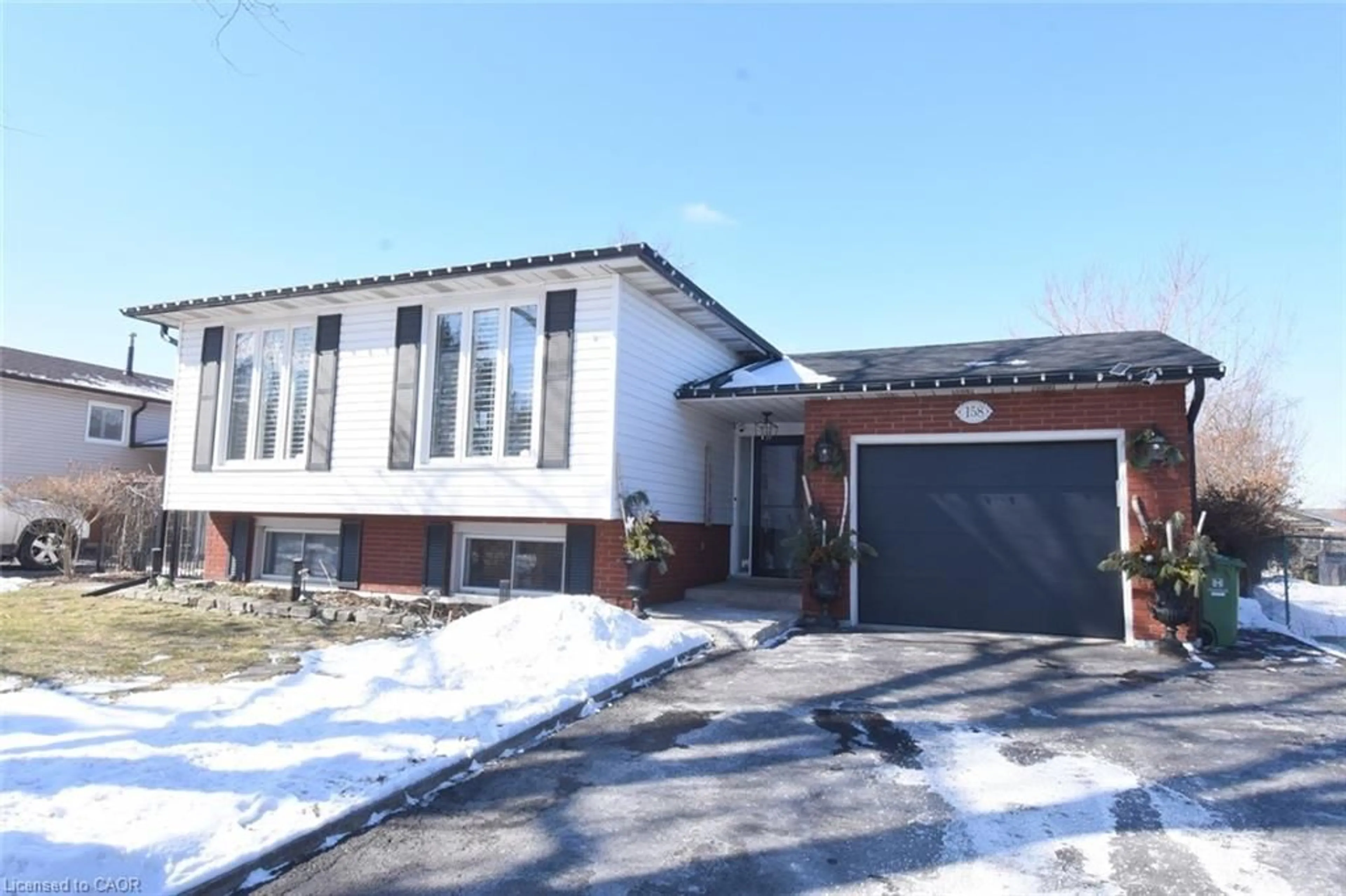 Home with brick exterior material, street for 158 Clifton Downs Rd, Hamilton Ontario L9C 2P6