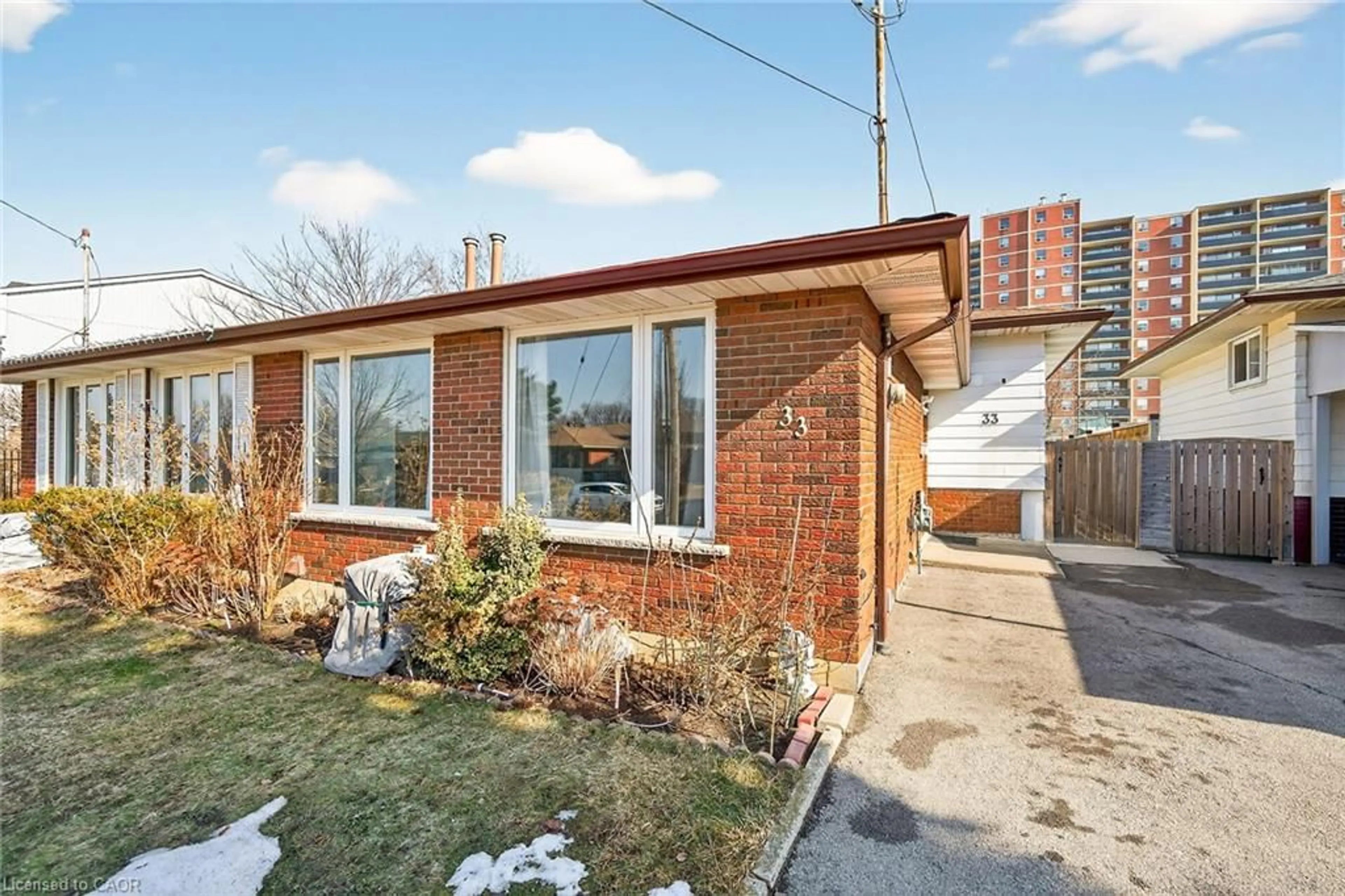Home with brick exterior material, street for 33 Glen Vista Dr, Hamilton Ontario L8K 5V5