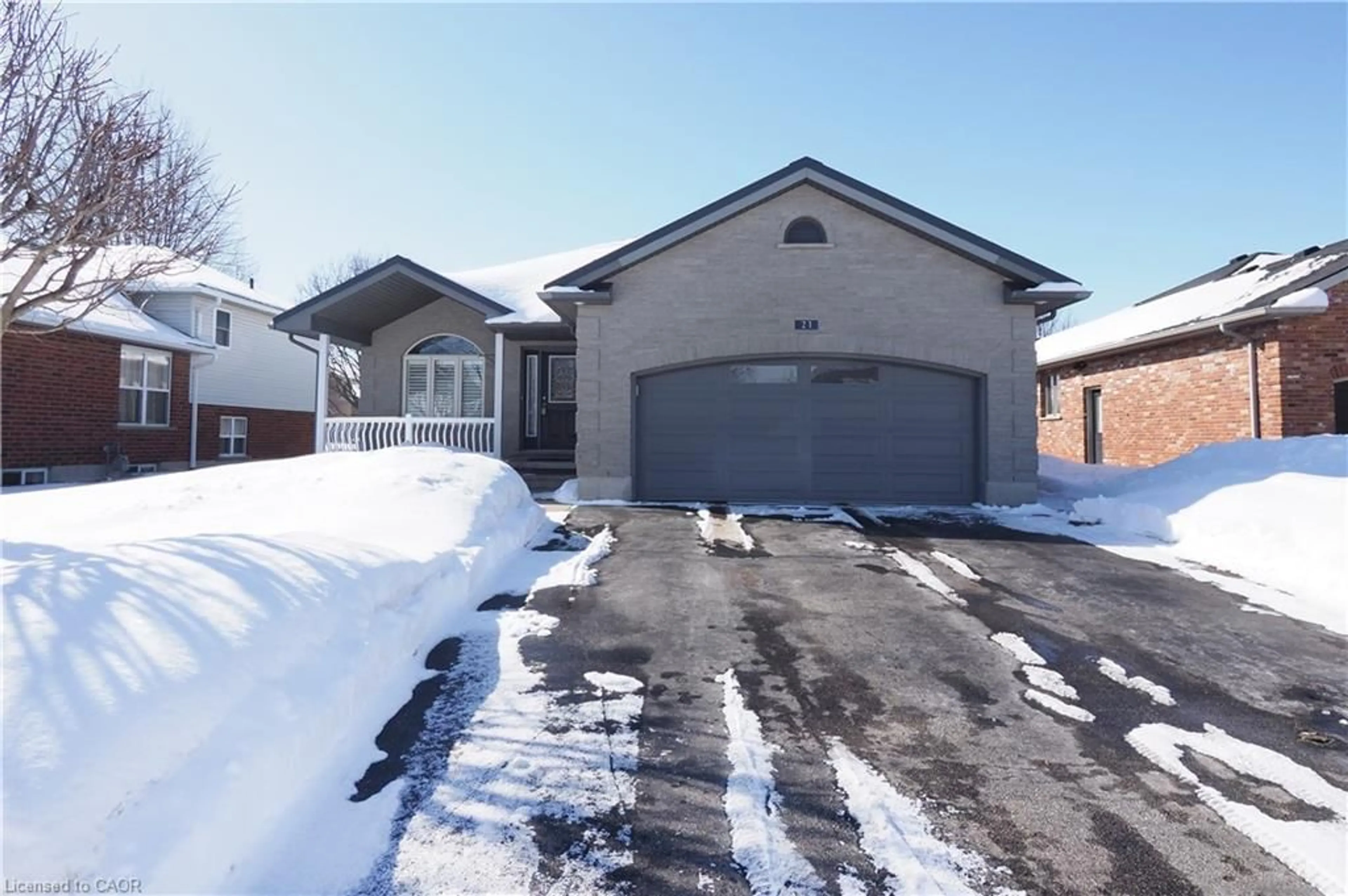 Unknown for 21 Moore St, Stratford Ontario N4Z 1J4