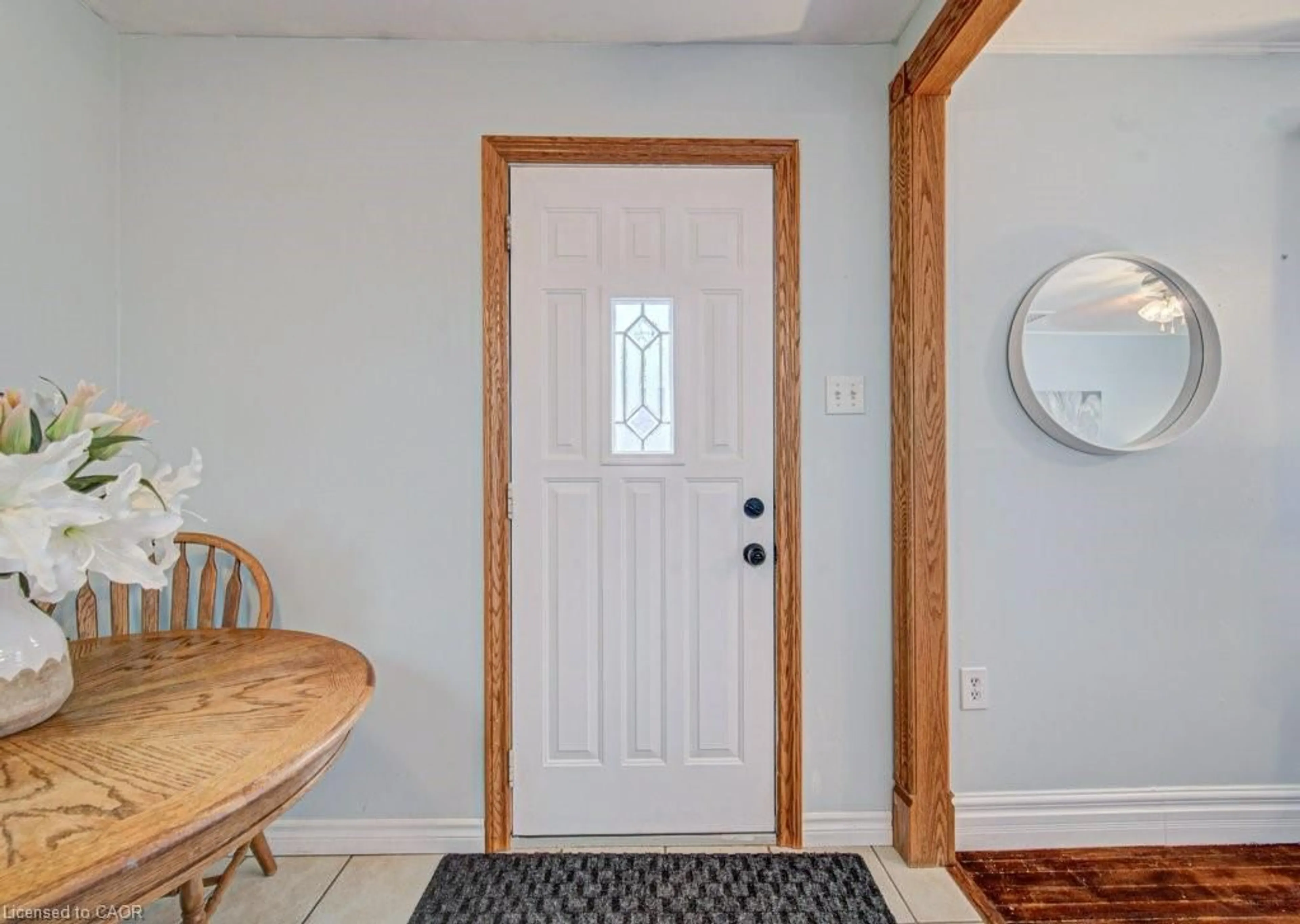 Indoor entryway for 7 Second Ave, Cambridge Ontario N1S 2B7