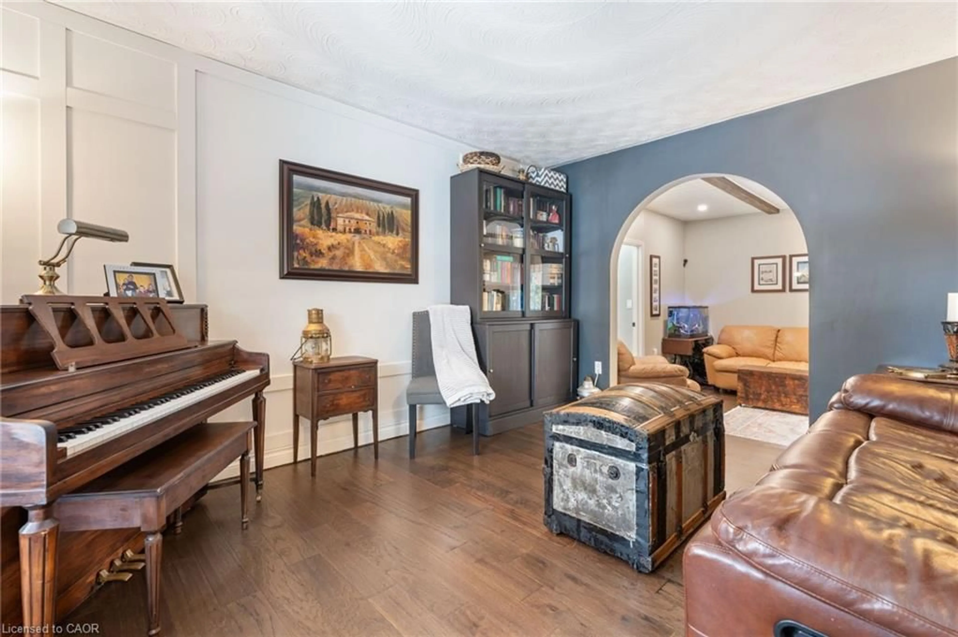 Living room with furniture, unknown for 4 Kennedy Rd, Simcoe Ontario N3Y 5A6