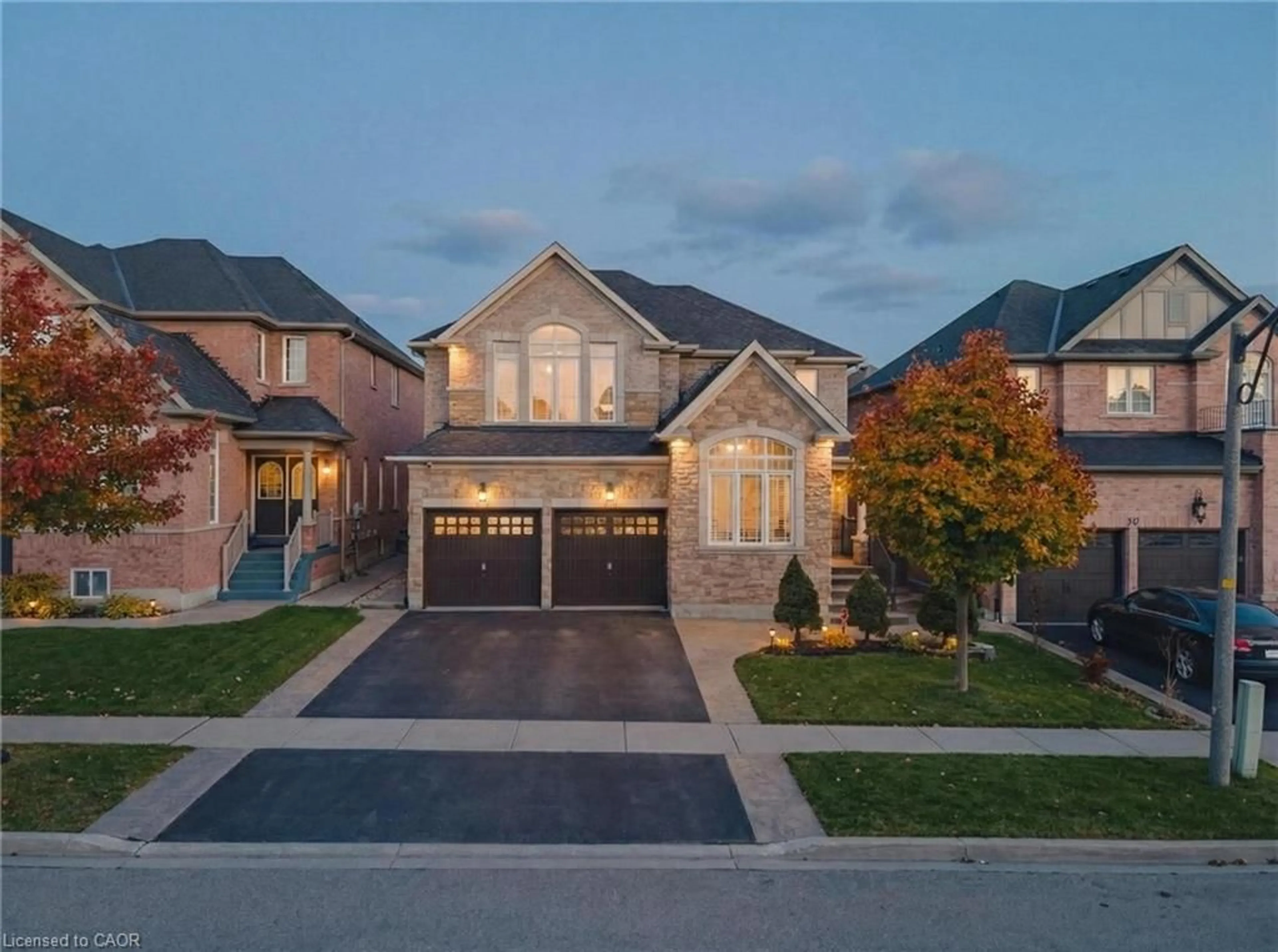 Home with brick exterior material, street for 29 Hansford Dr, Brantford Ontario N3S 0B6