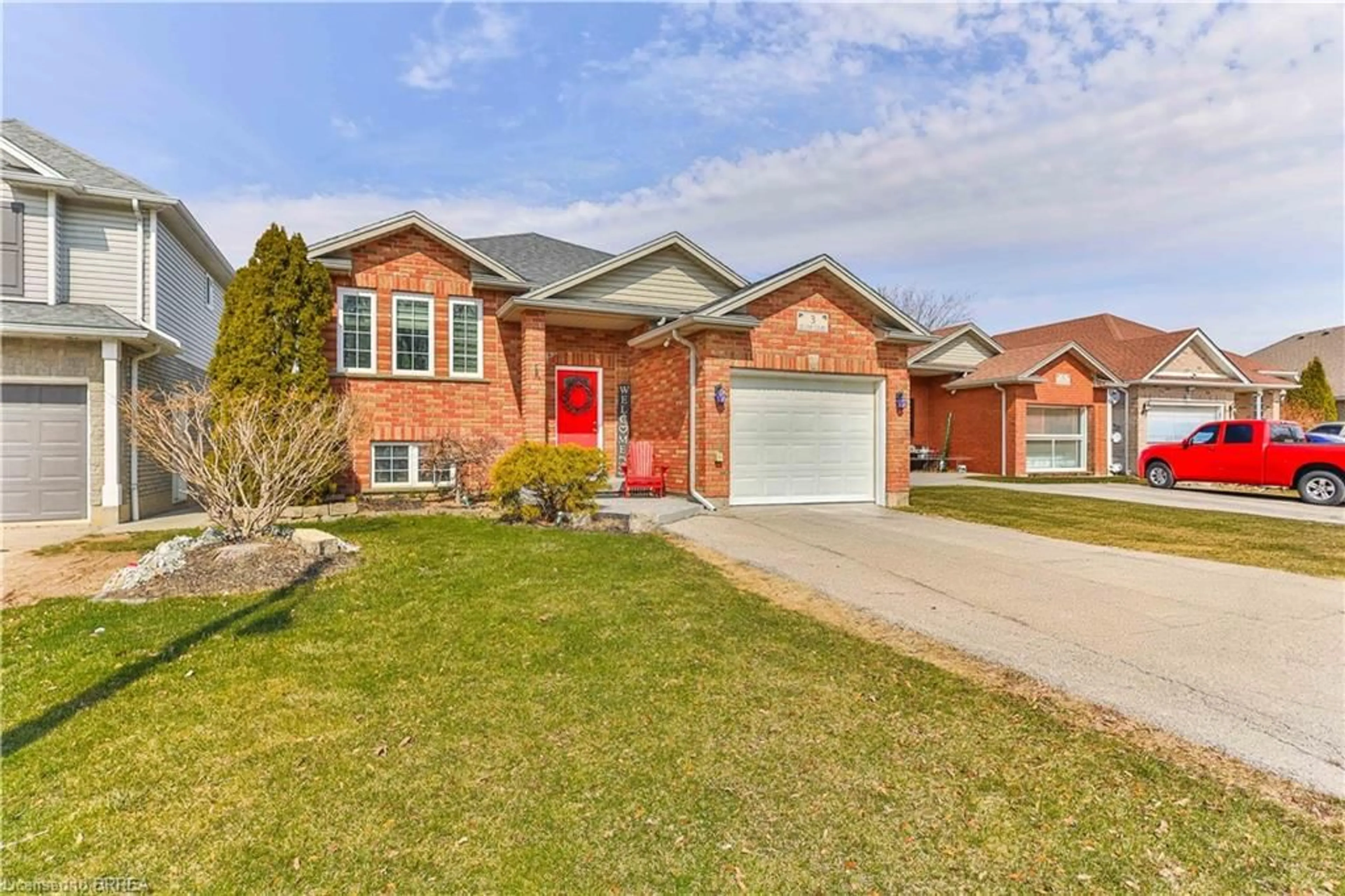 Home with brick exterior material, street for 3 Oliver Crt, Brantford Ontario N3T 6N6
