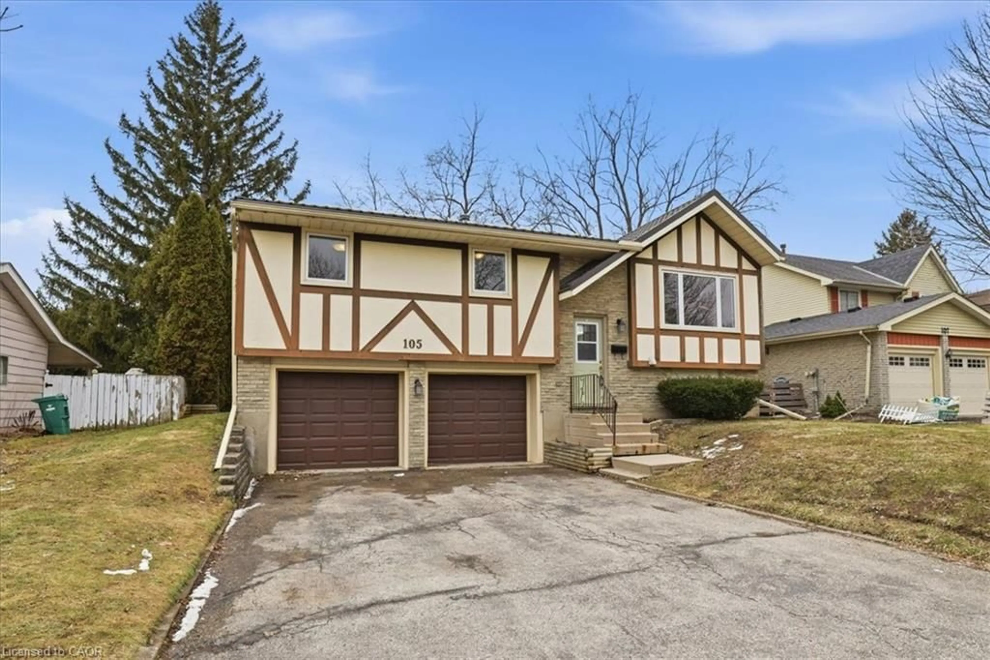 Home with vinyl exterior material, street for 105 White Pine Cres, Waterloo Ontario N2V 1B3