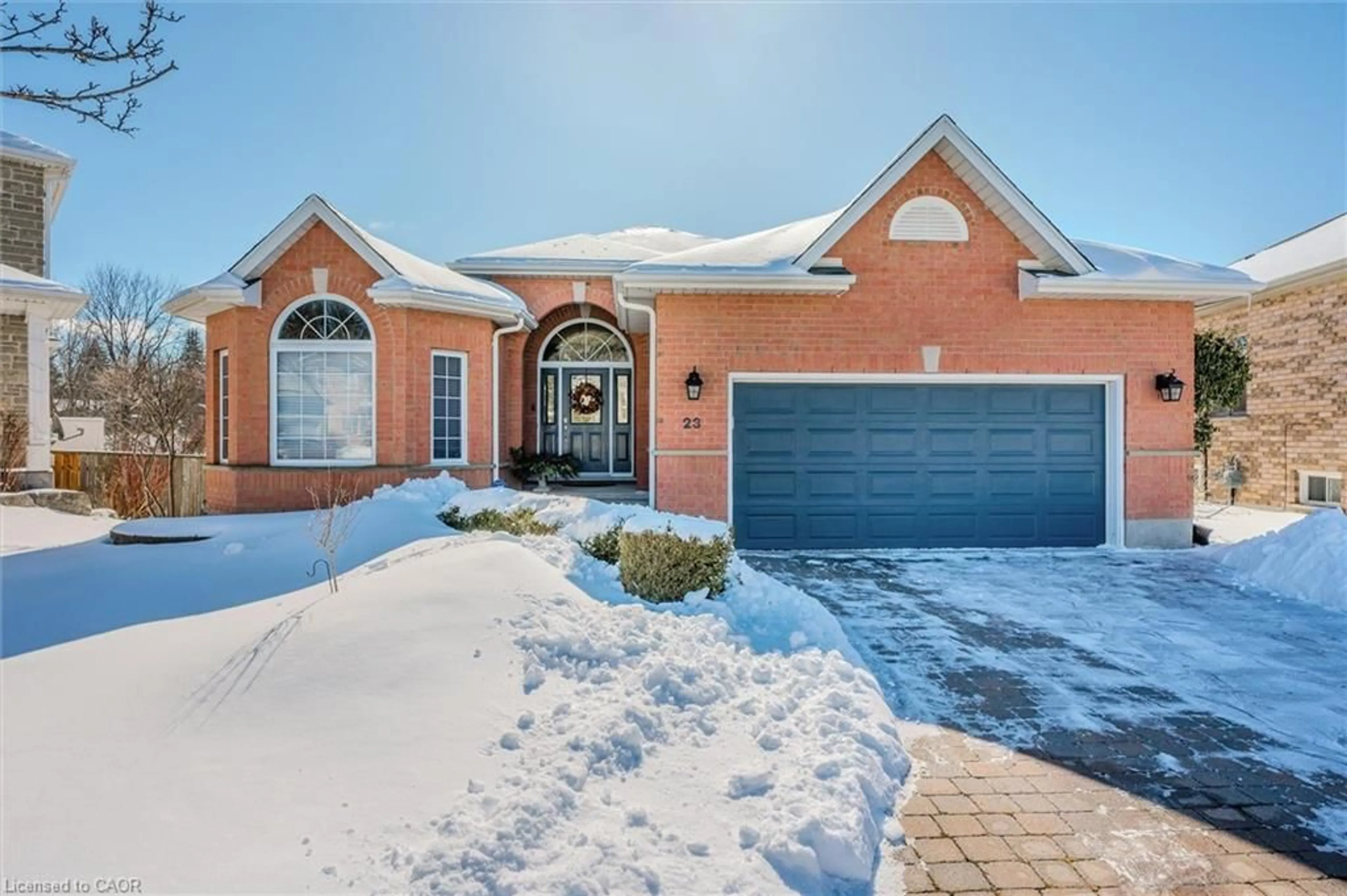 Home with brick exterior material, street for 23 Mount Royal Pl, Cambridge Ontario N1S 5B1