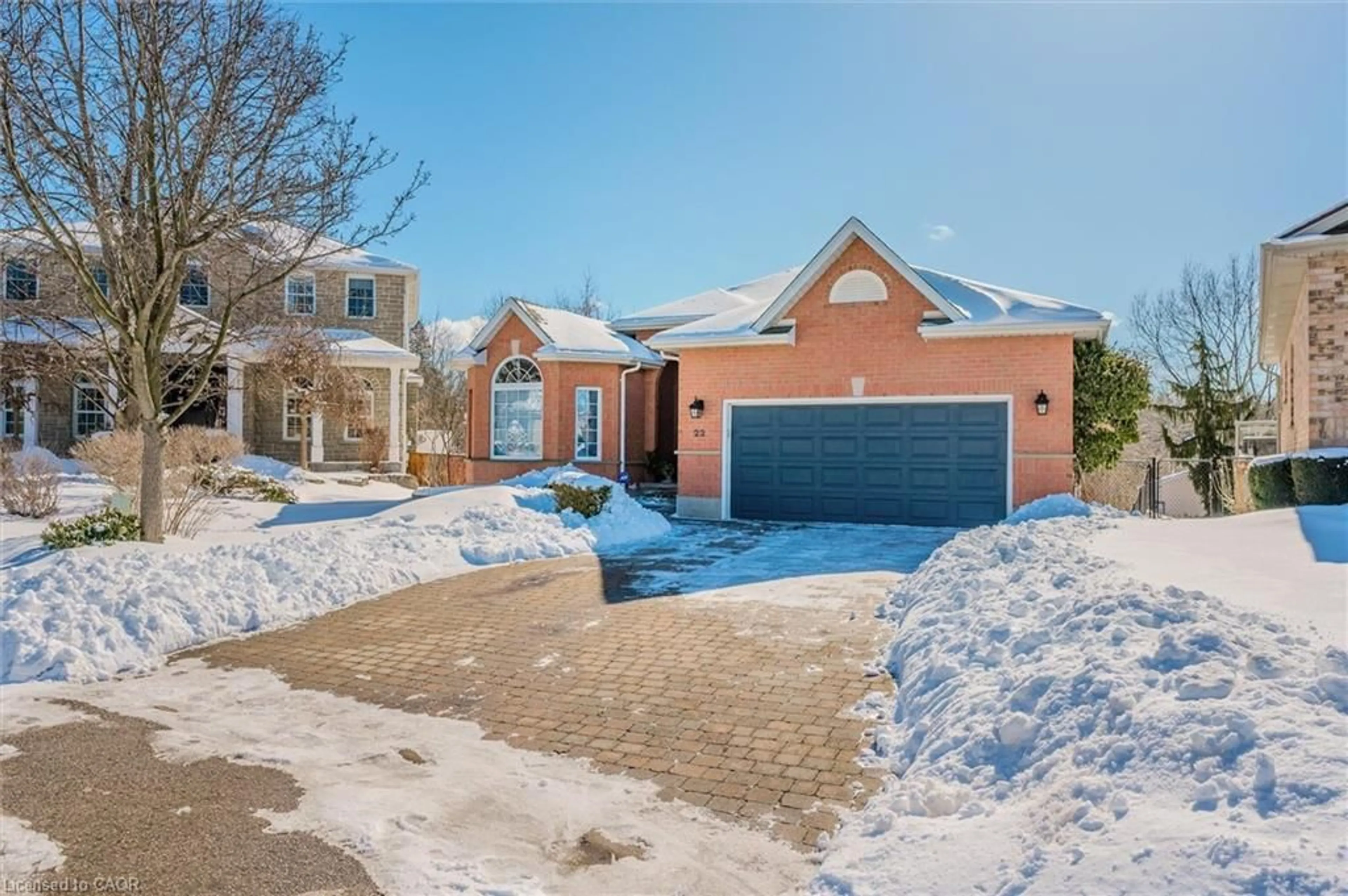 Home with brick exterior material, street for 23 Mount Royal Pl, Cambridge Ontario N1S 5B1