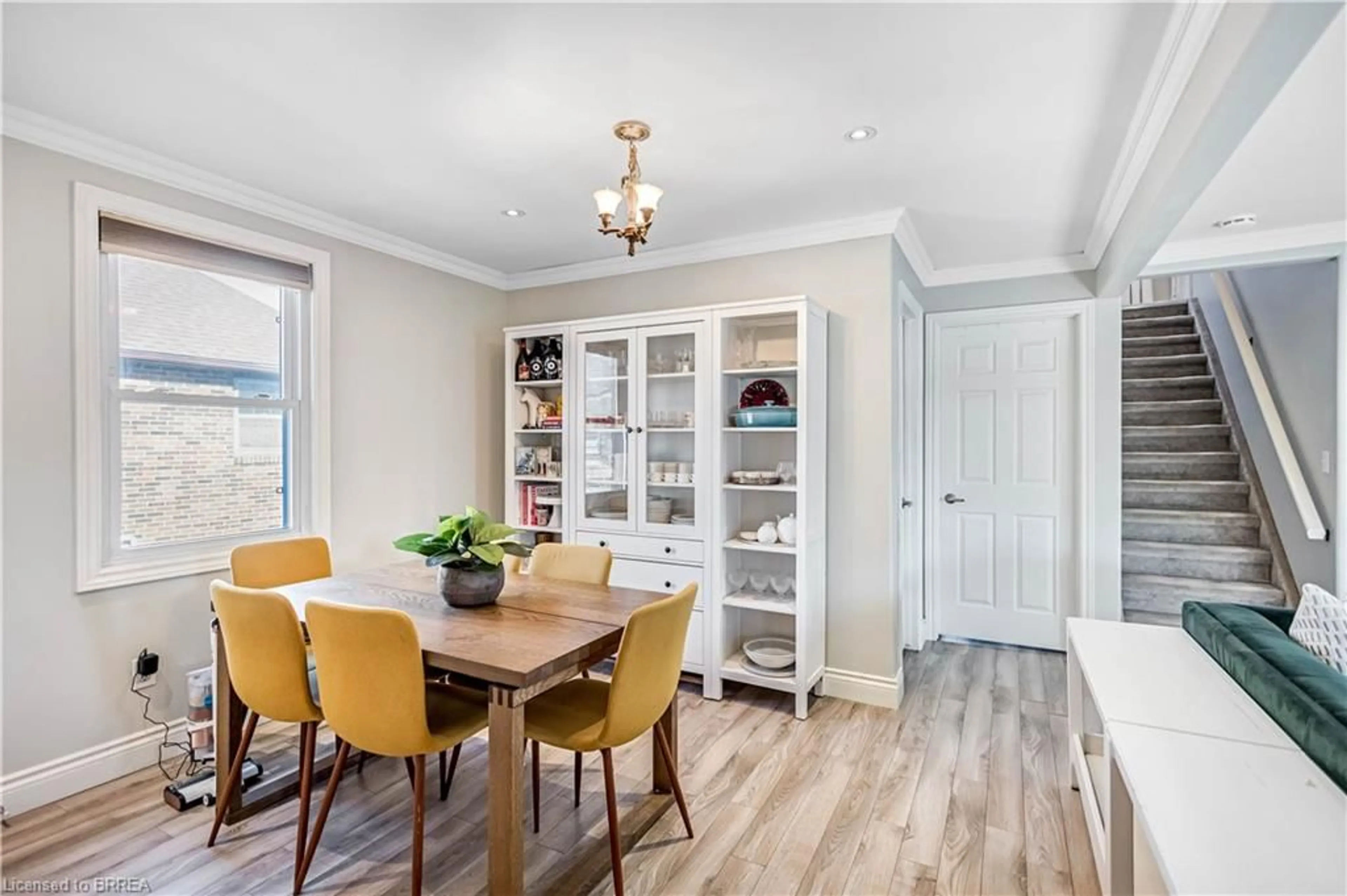 Dining room, unknown for 85 Burwell St, Brantford Ontario N3T 4V1