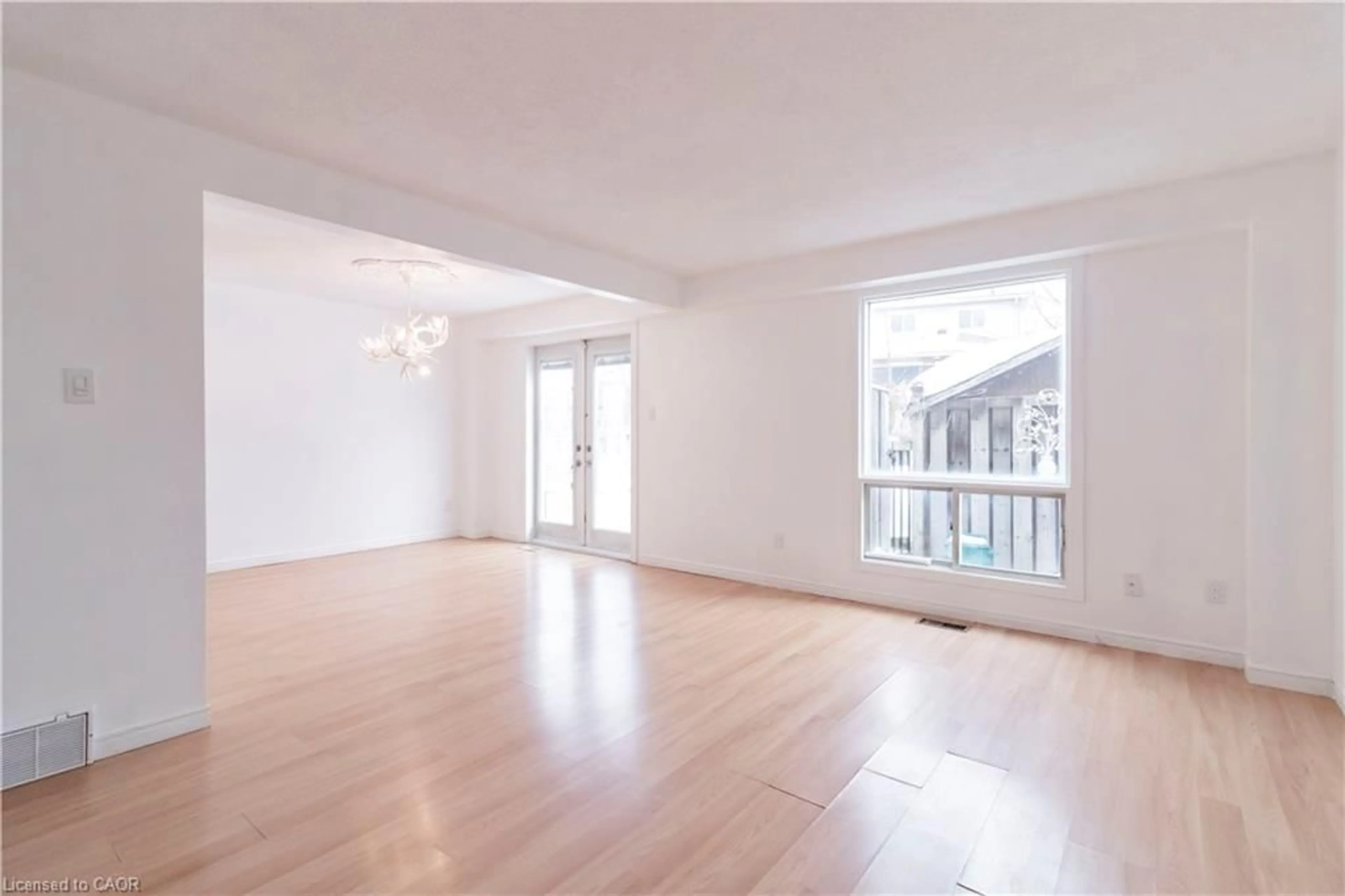 A pic of a room for 507 Old Orchard Pl, Waterloo Ontario N2T 1W1