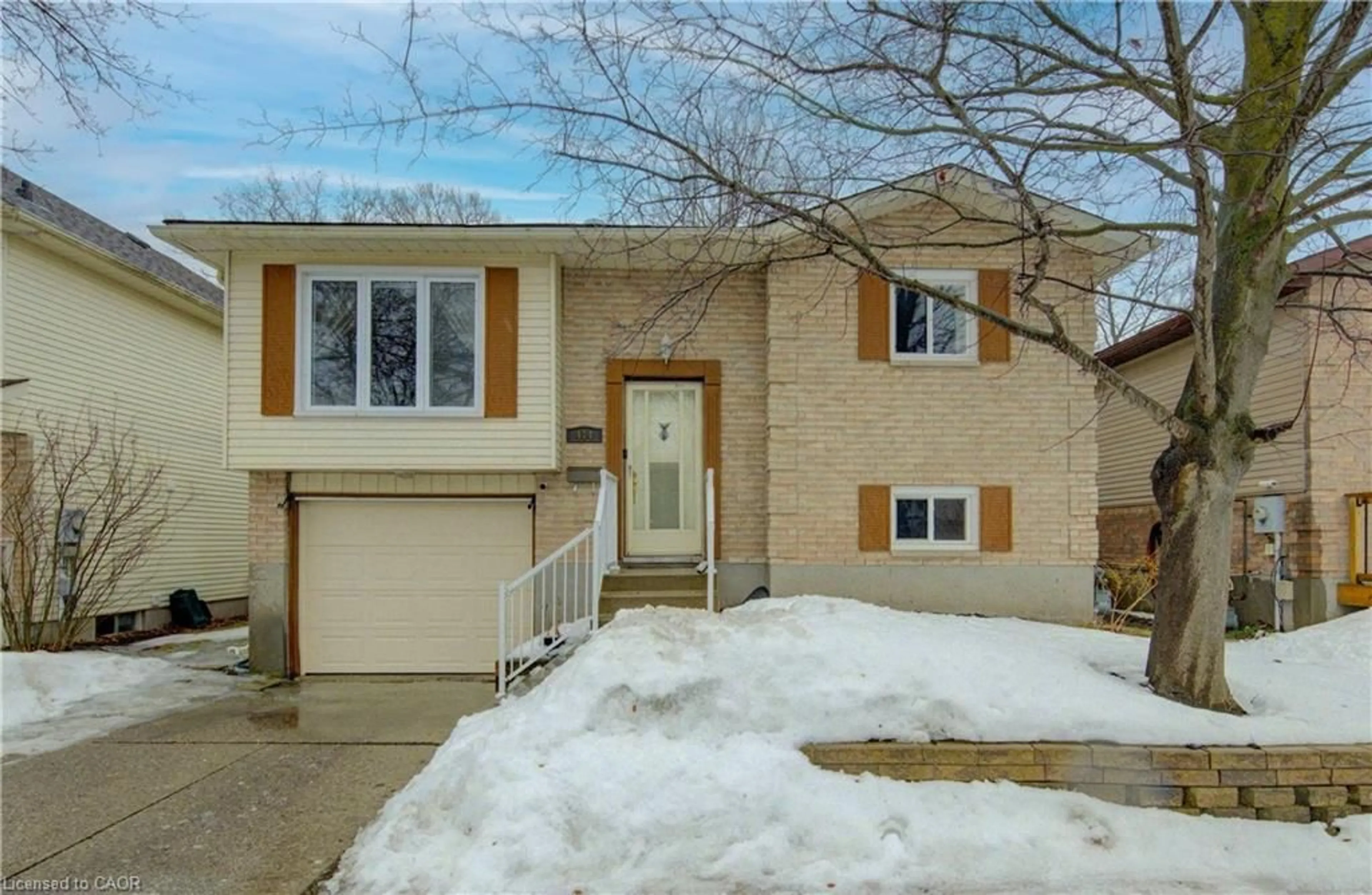 Unknown for 414 Woods Lane, Cambridge Ontario N3H 5J4