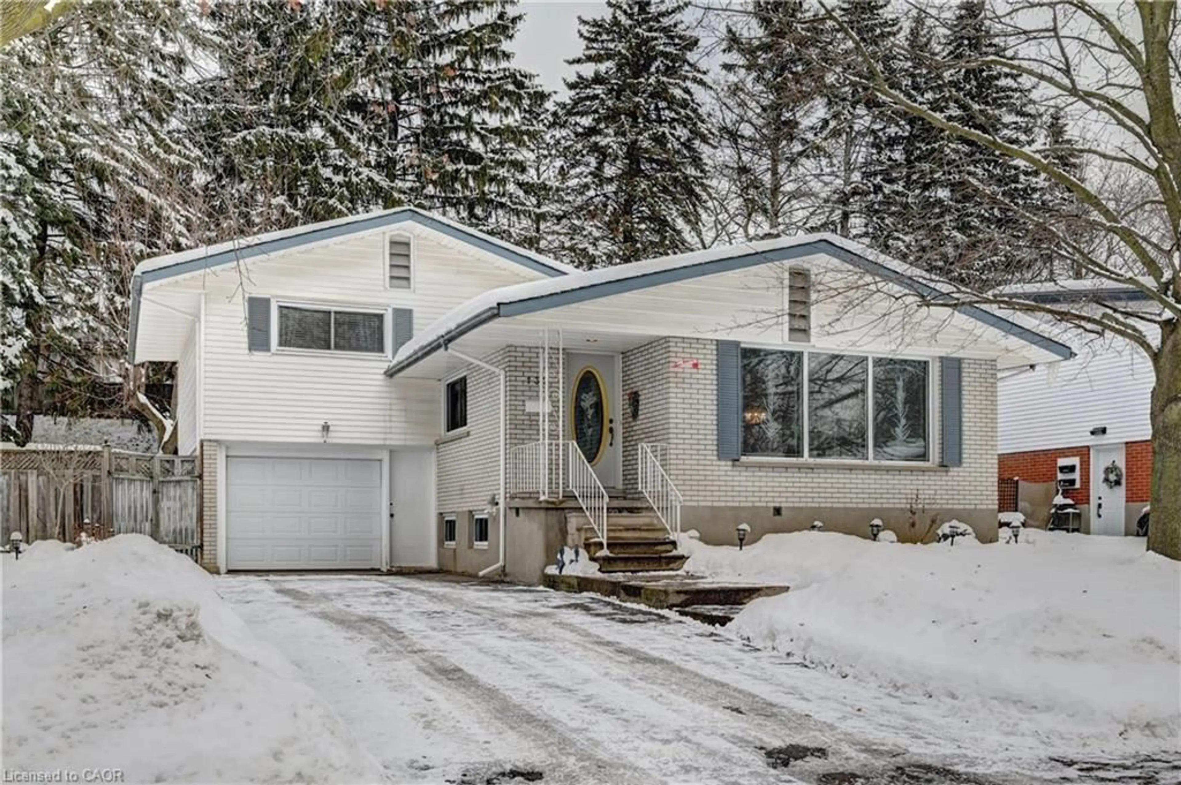 Home with vinyl exterior material, street for 132 Forest Hill Dr, Kitchener Ontario N2M 4G3