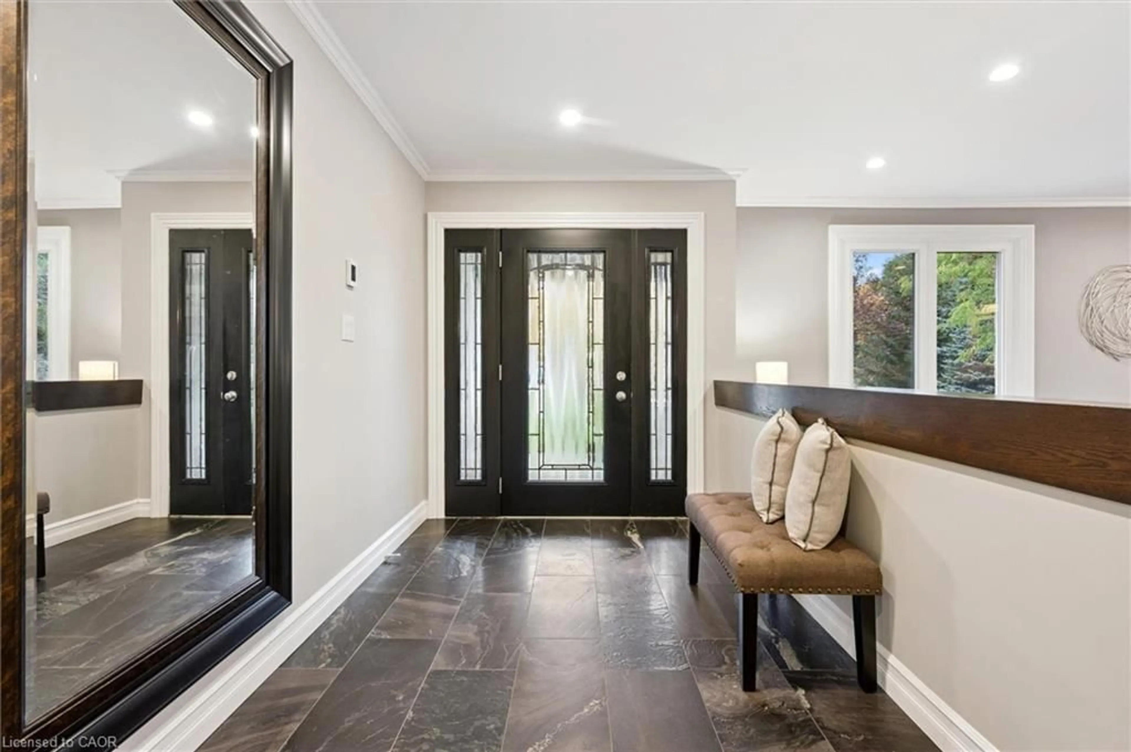 Indoor entryway for 45 Sideroad 18, Fergus Ontario N1M 2W3