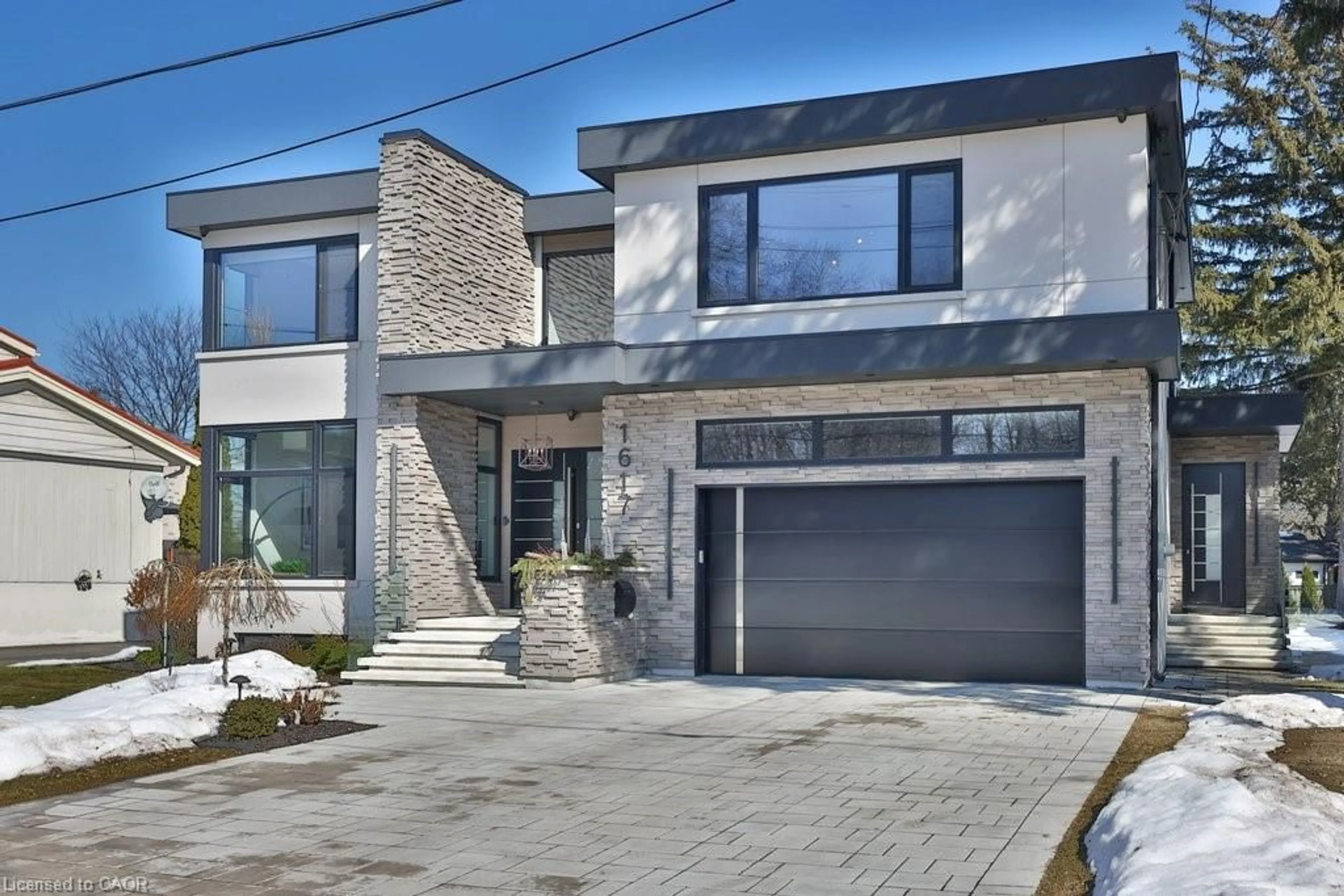 Home with brick exterior material, street for 1617 Trotwood Ave, Mississauga Ontario L5G 3Z8