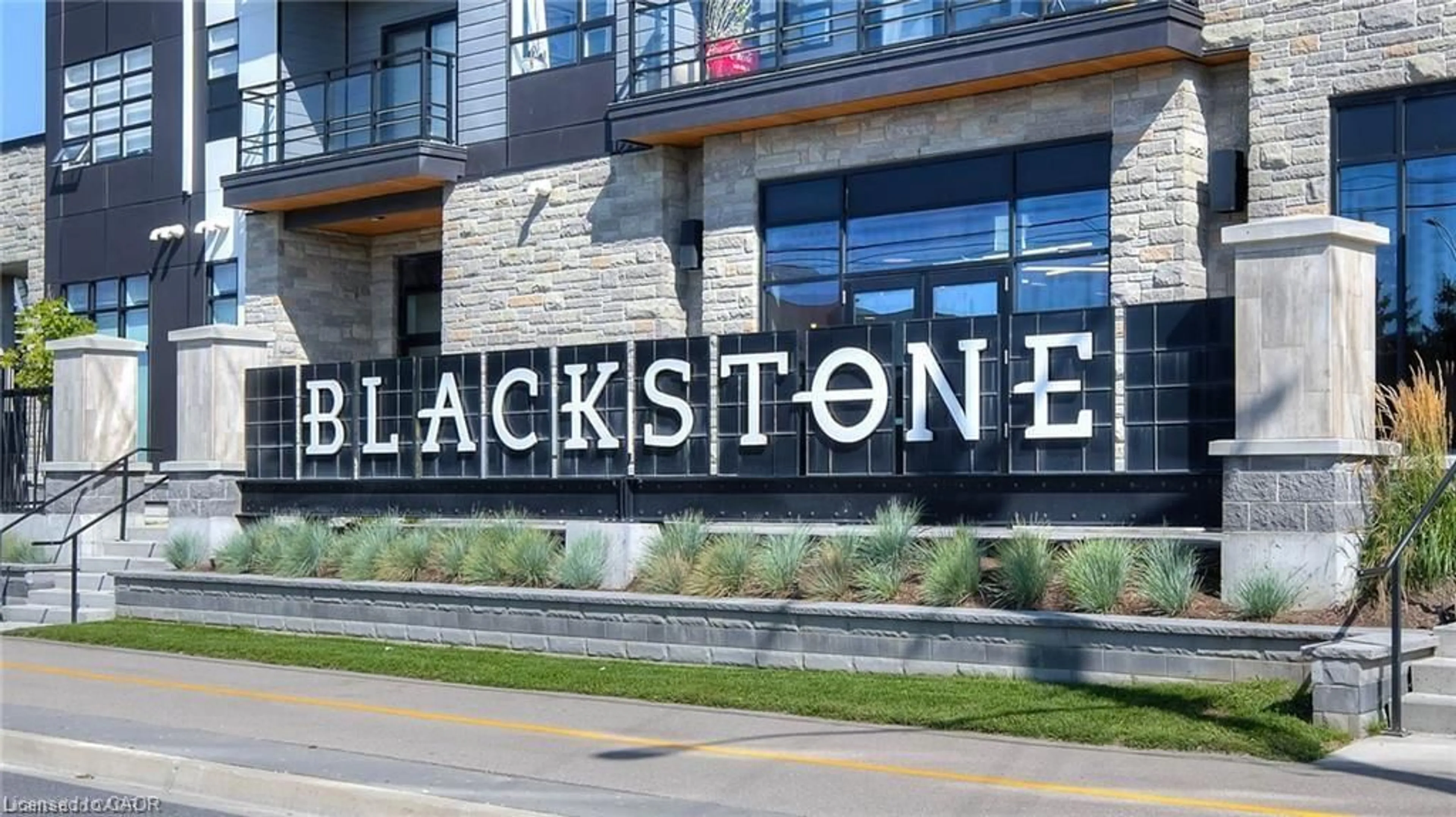 Lobby for 251 Northfield Dr #510, Waterloo Ontario N2K 0G9