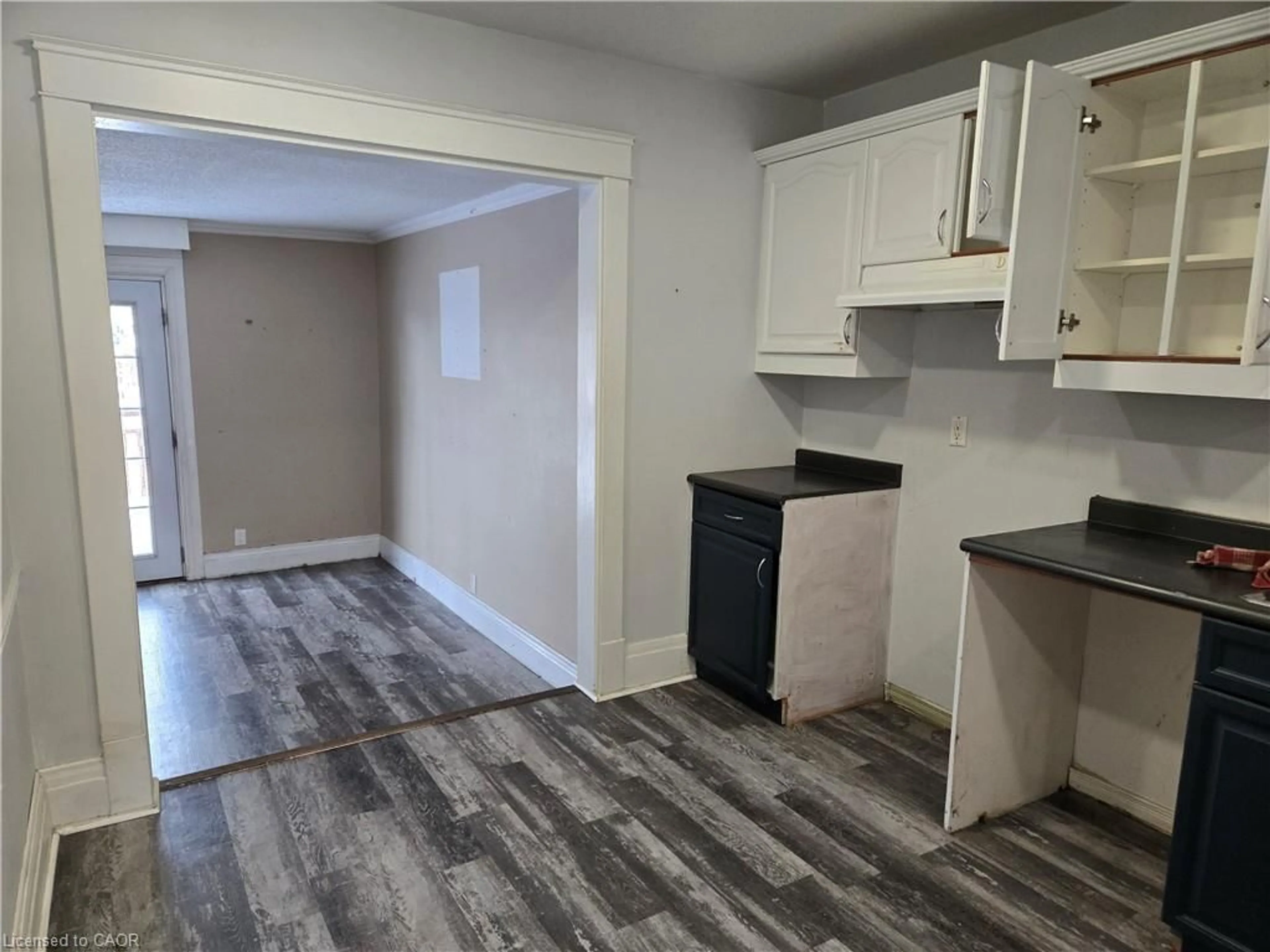 Unknown for 45 Chaplin Ave, St. Catharines Ontario L2R 2E4