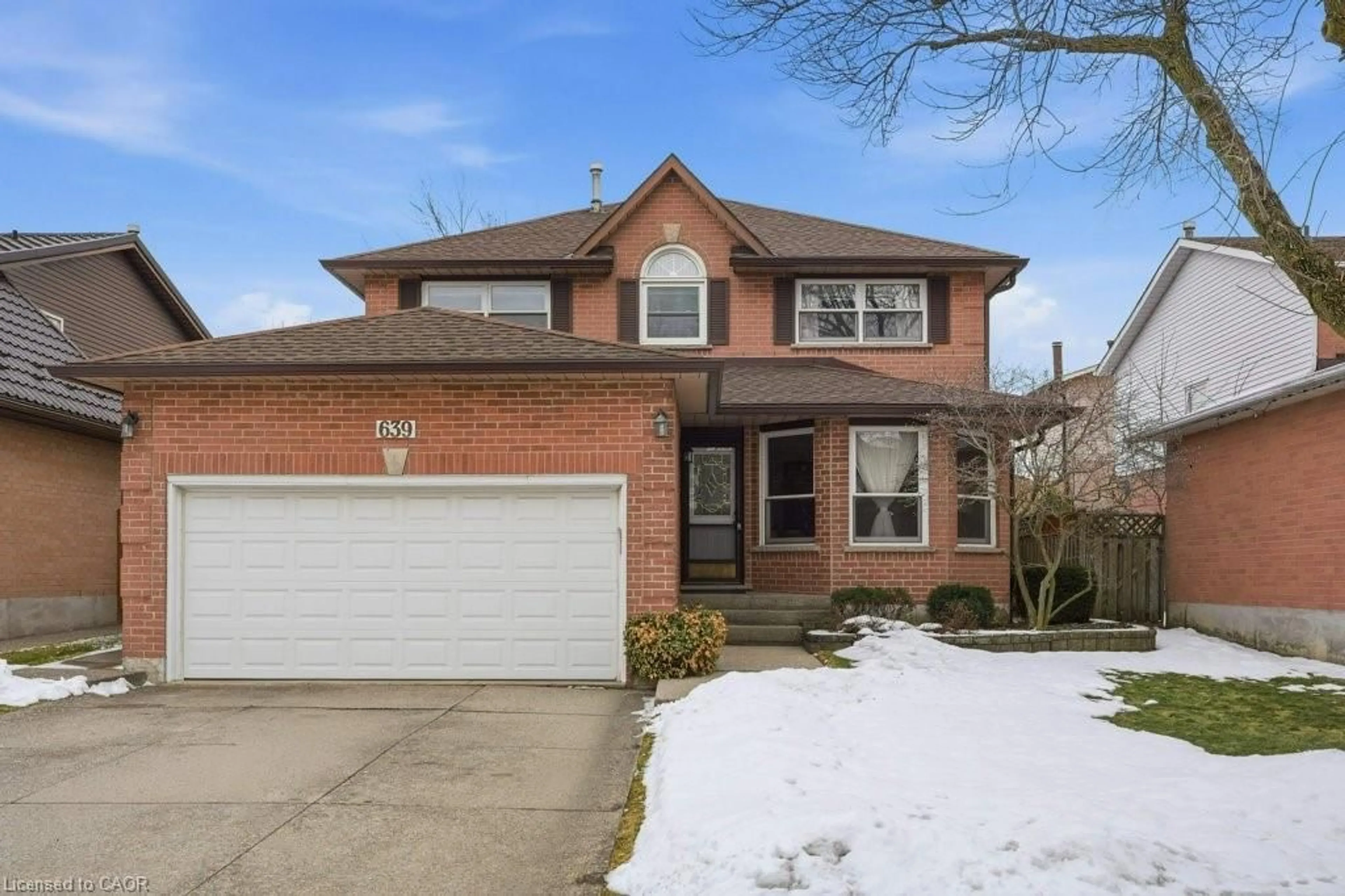 Home with brick exterior material, street for 639 Rexford Dr, Hamilton Ontario L8W 3E7