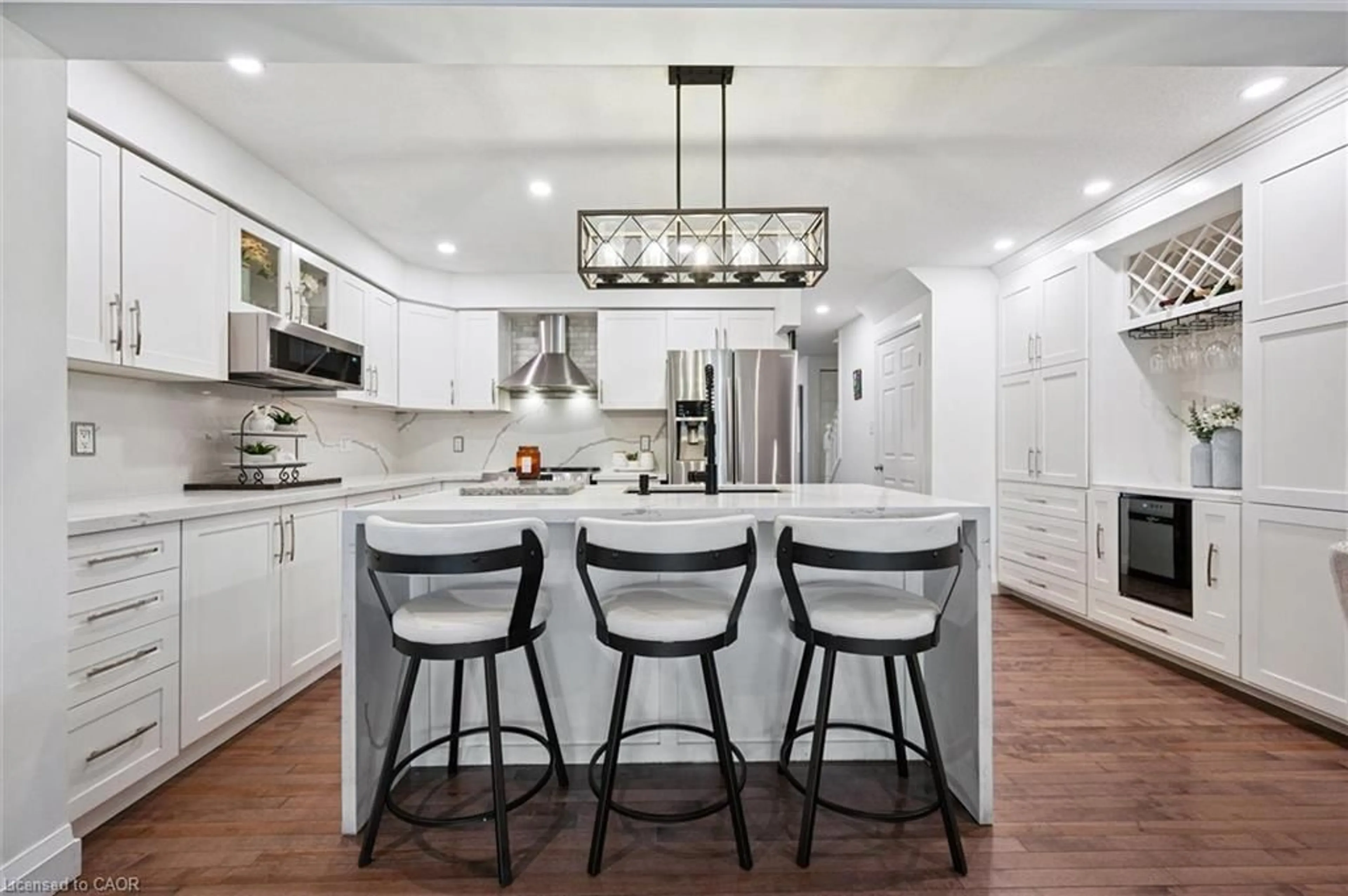 Open concept kitchen, unknown for 491 Beaumont Cres, Kitchener Ontario N2A 0C4