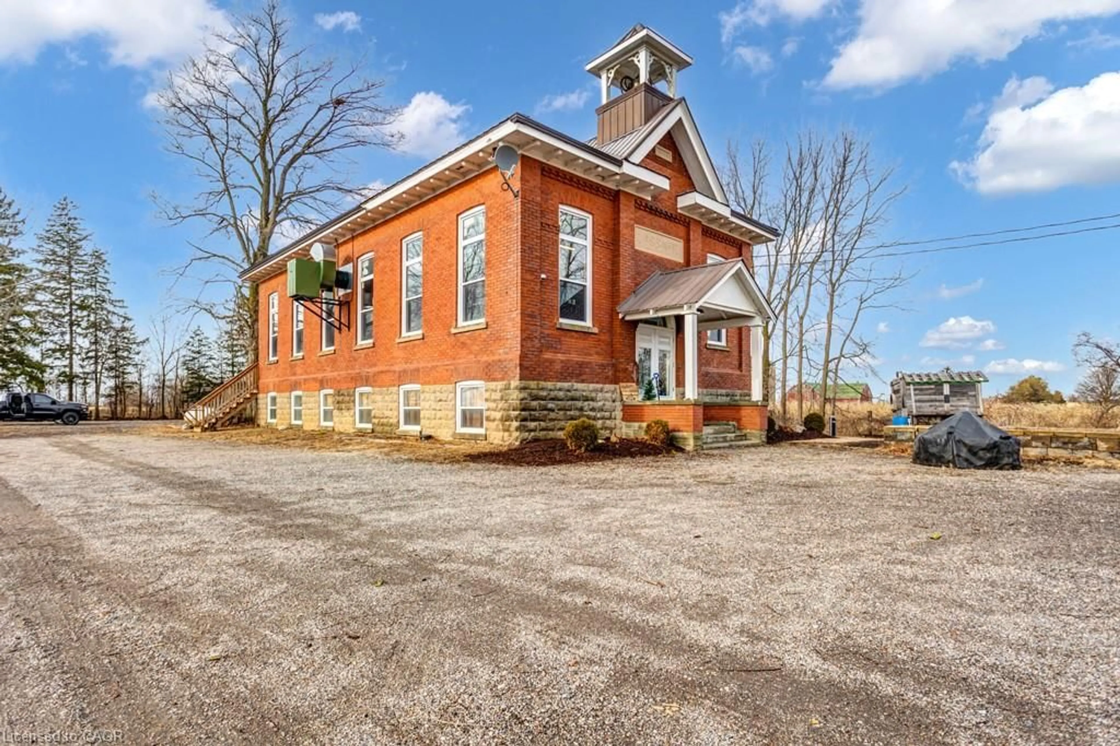 Home with brick exterior material, building for 5183 Trussler Rd, Ayr Ontario N0B 1E0