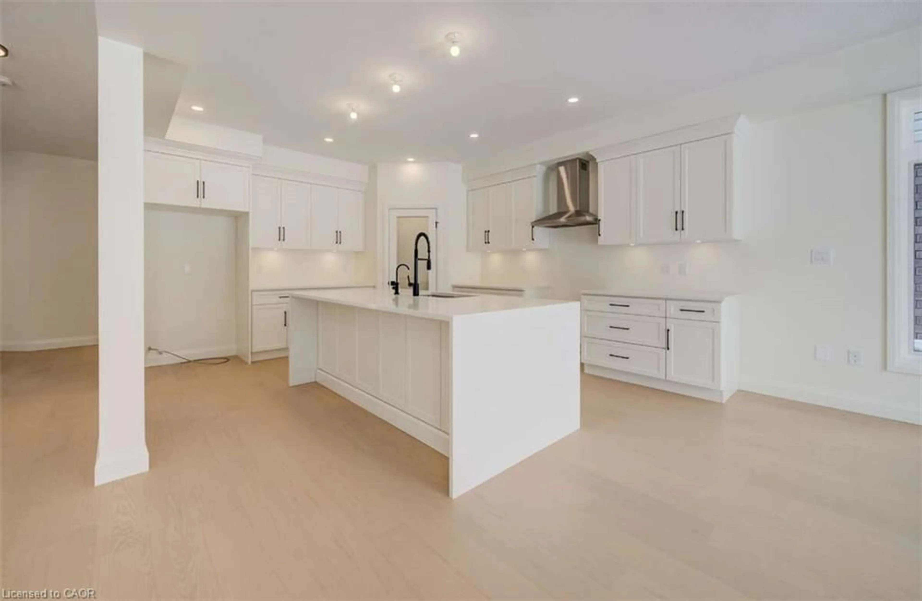 Open concept kitchen, ceramic/tile floor for 67 Crosswinds Dr, Kitchener Ontario N2A 0J9