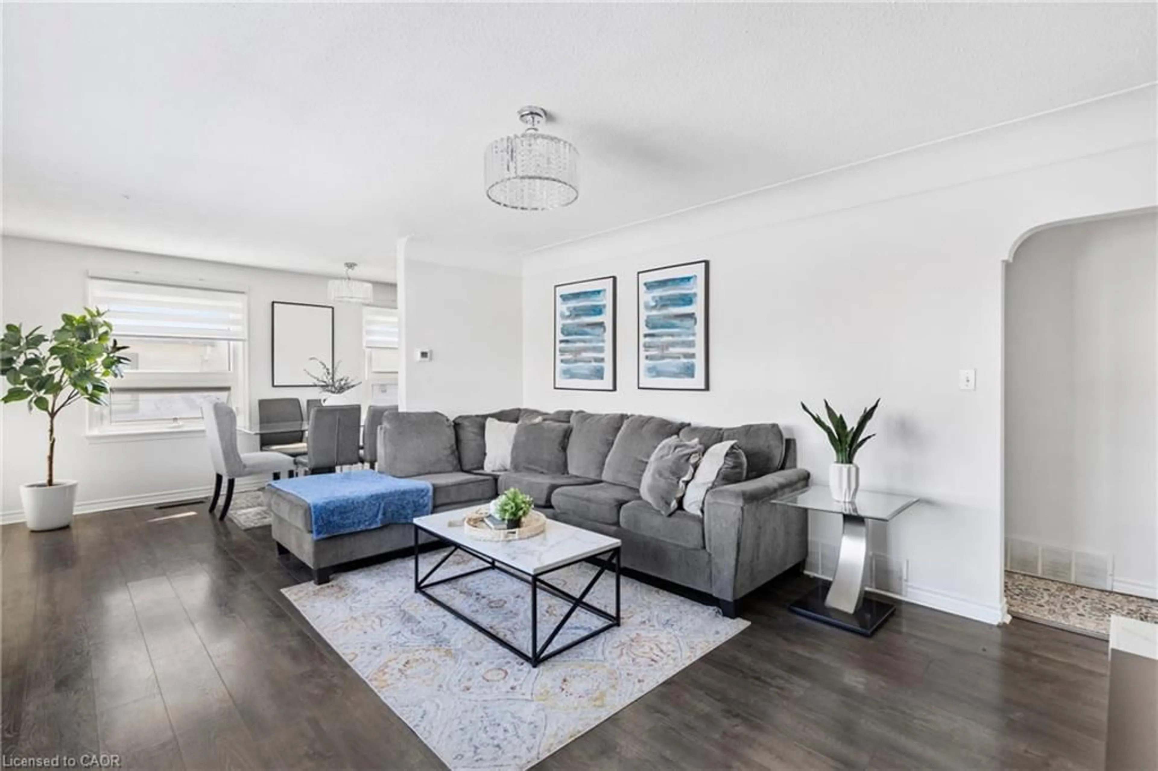 Living room with furniture, unknown for 1300 Barton St, Stoney Creek Ontario L8E 5L4