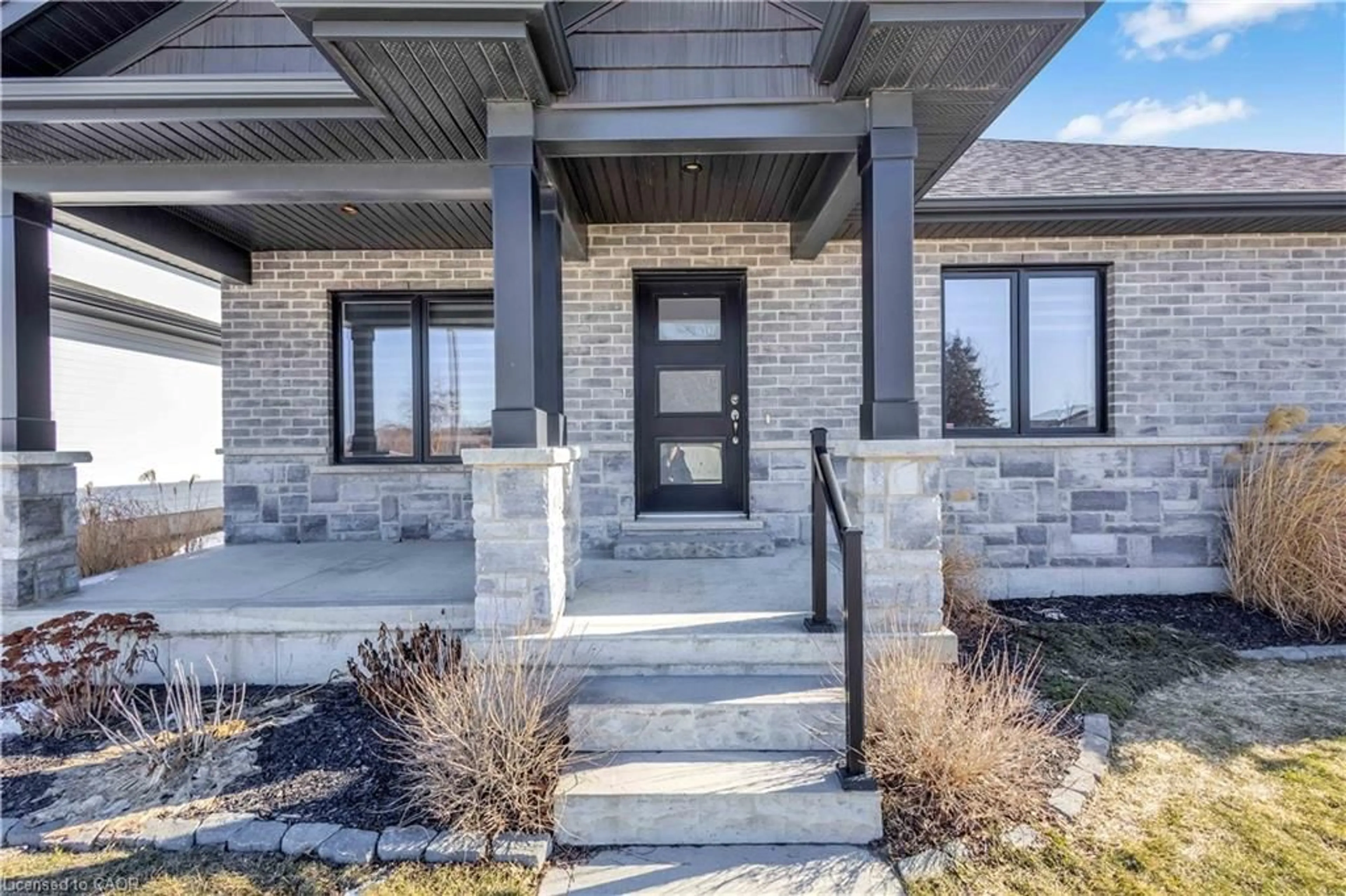 Home with brick exterior material, street for 154928 15th Line, Thamesford Ontario N0M 2M0