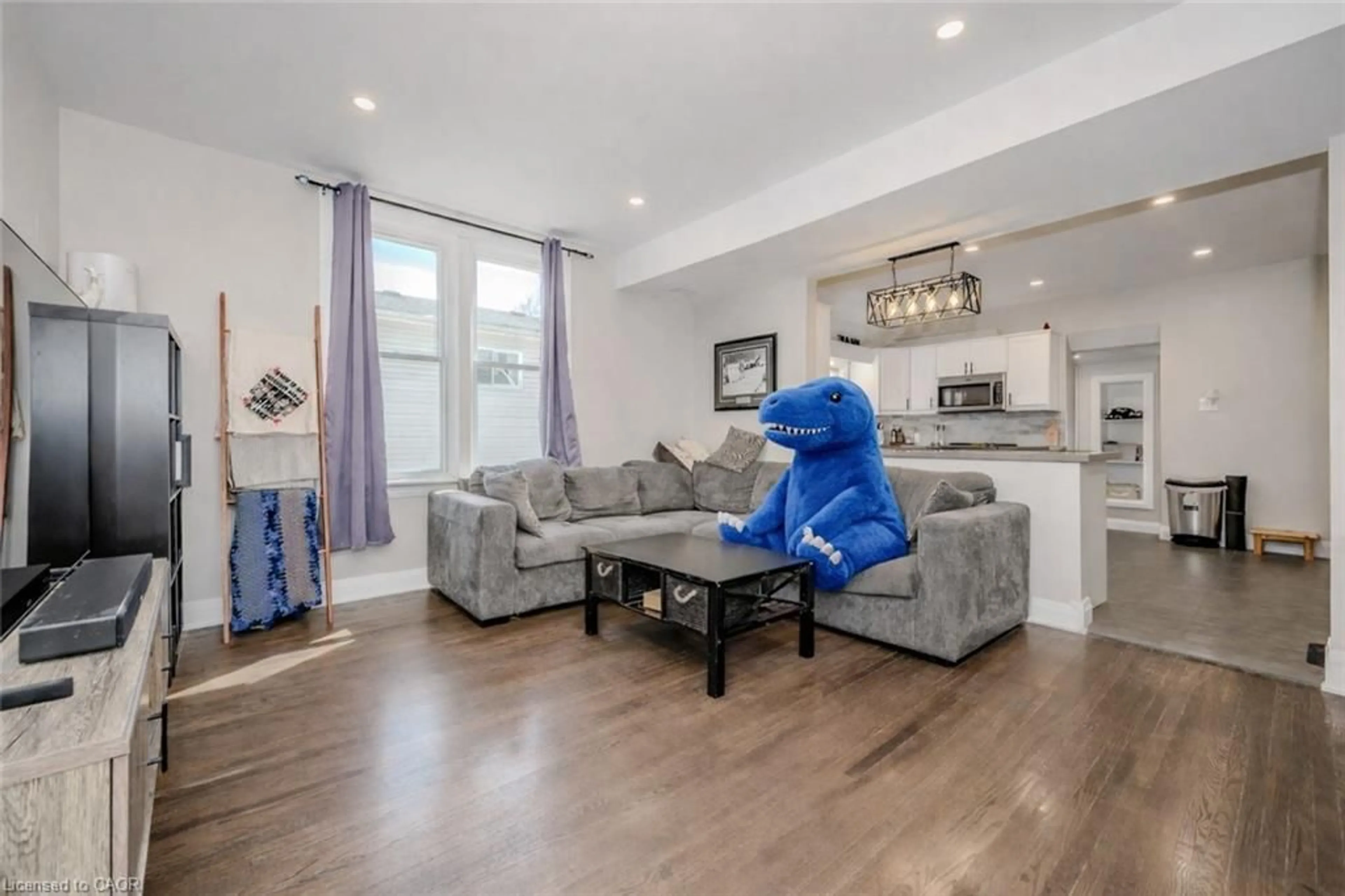 Living room with furniture, unknown for 126 Poplar Ave, Acton Ontario L7J 2E2