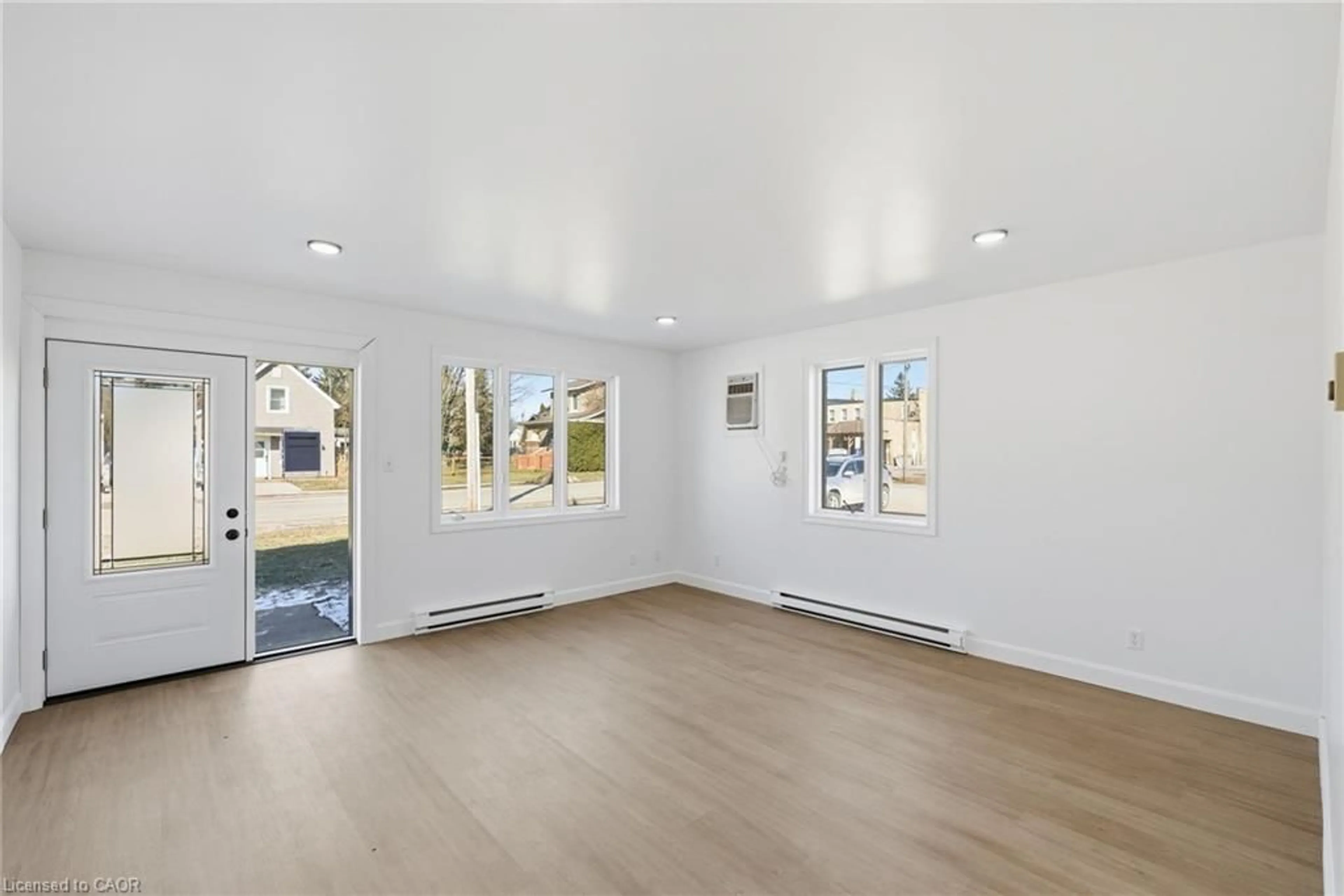 A pic of a room for 179 Mill St, Parkhill Ontario N0M 2K0