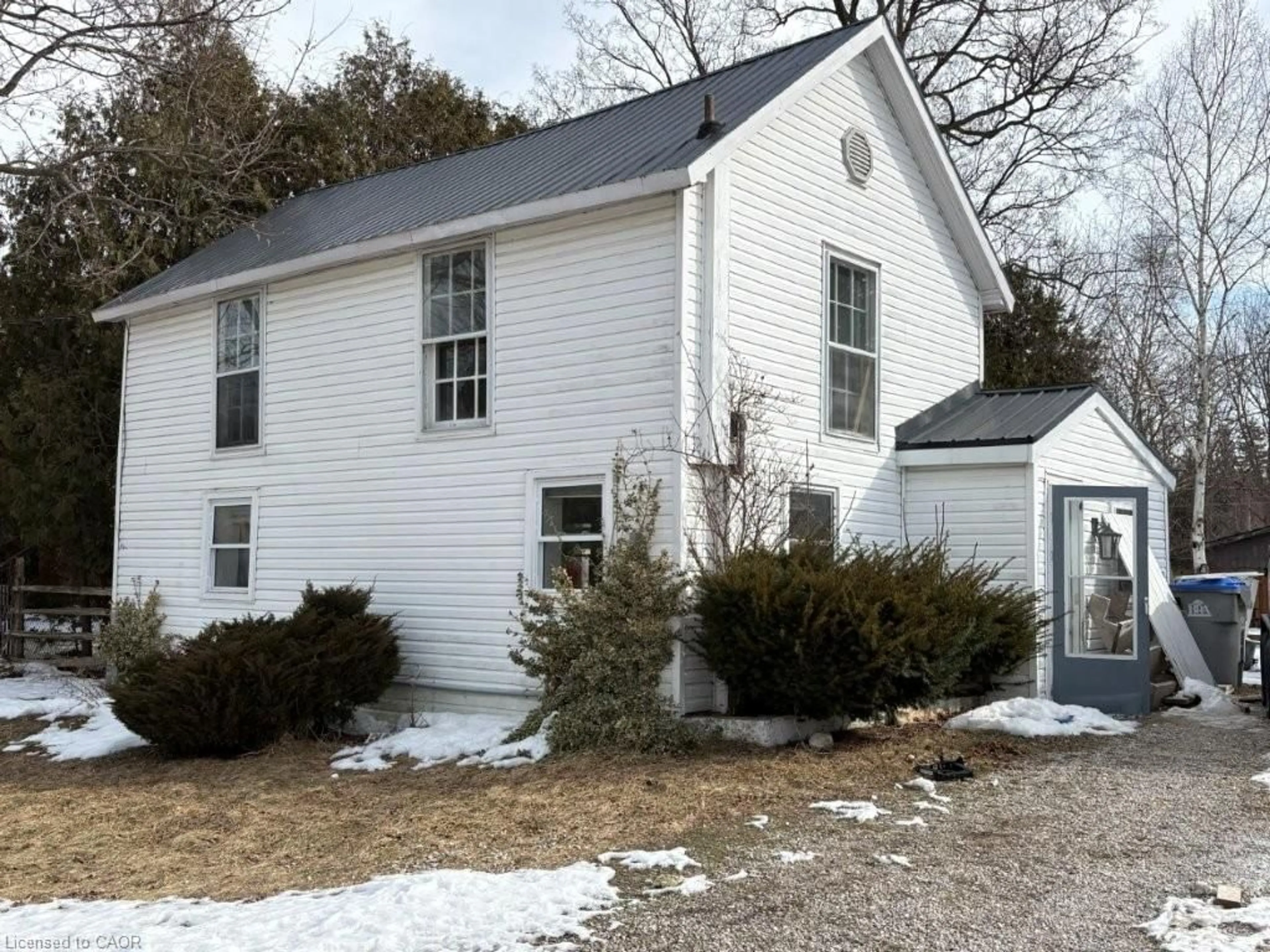 Unknown for 4 Elizabeth St, Bayfield Ontario N0M 1G0