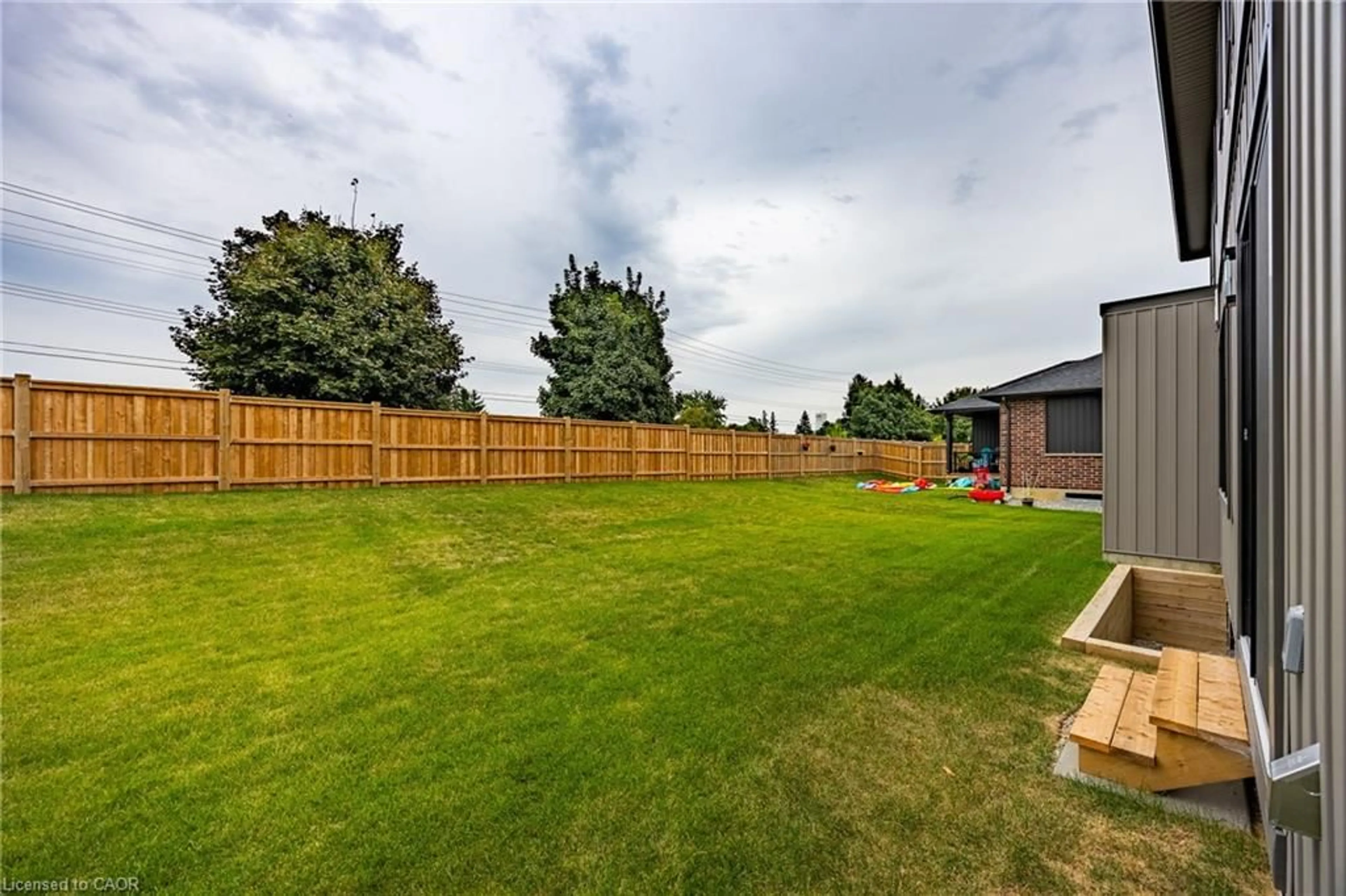 Patio, unknown for 103 Amber St, Waterford Ontario N0E 1Y0