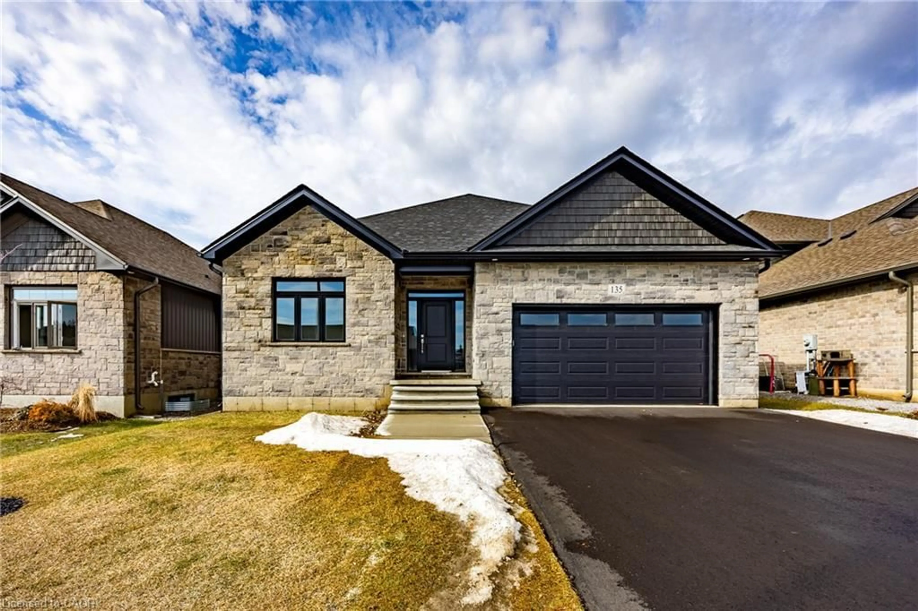 Home with brick exterior material, street for 135 Gibbons St, Waterford Ontario N0E 1Y0