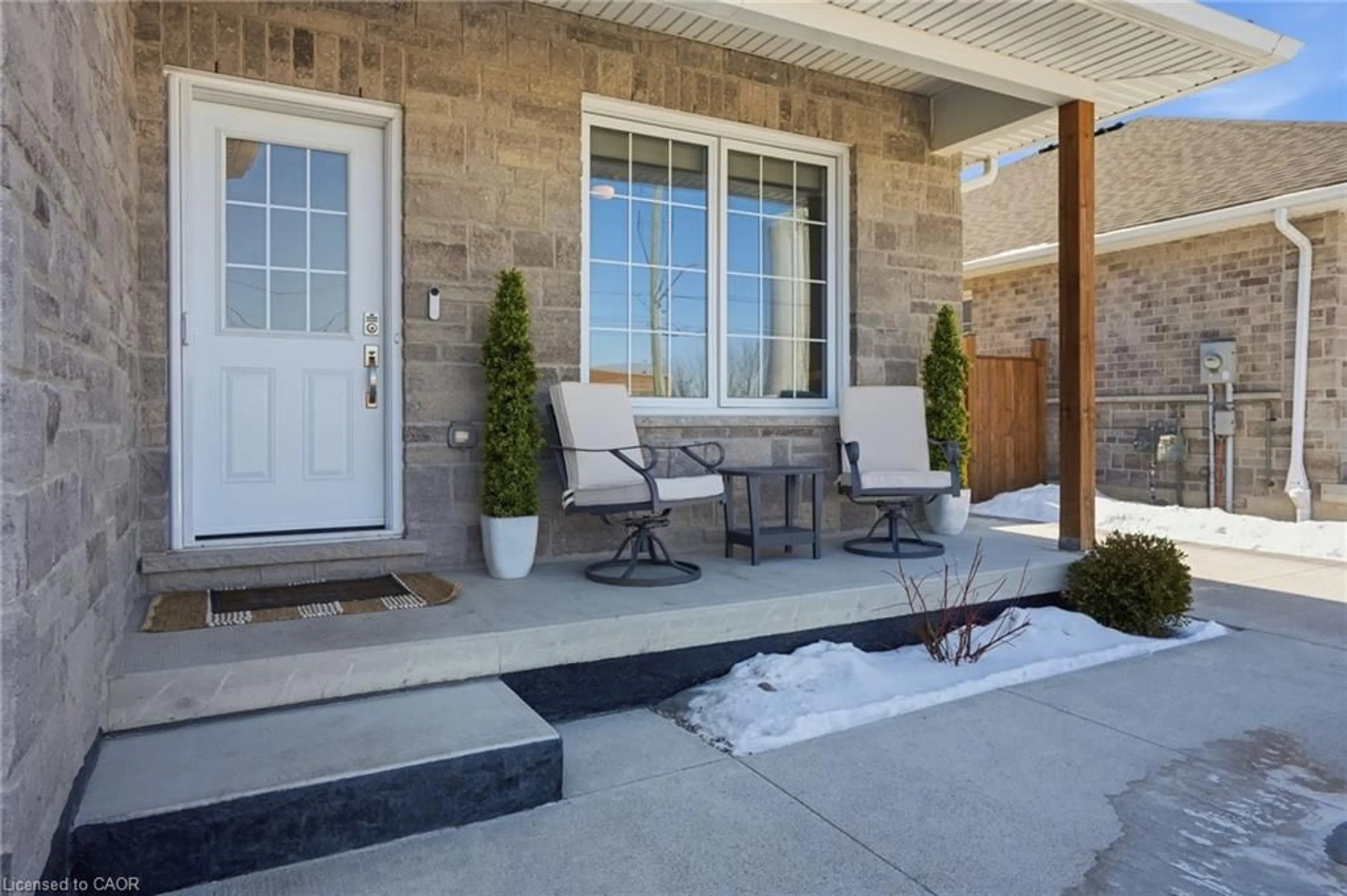 Patio, street for 61A Haddington St #A, Caledonia Ontario N3W 2N4