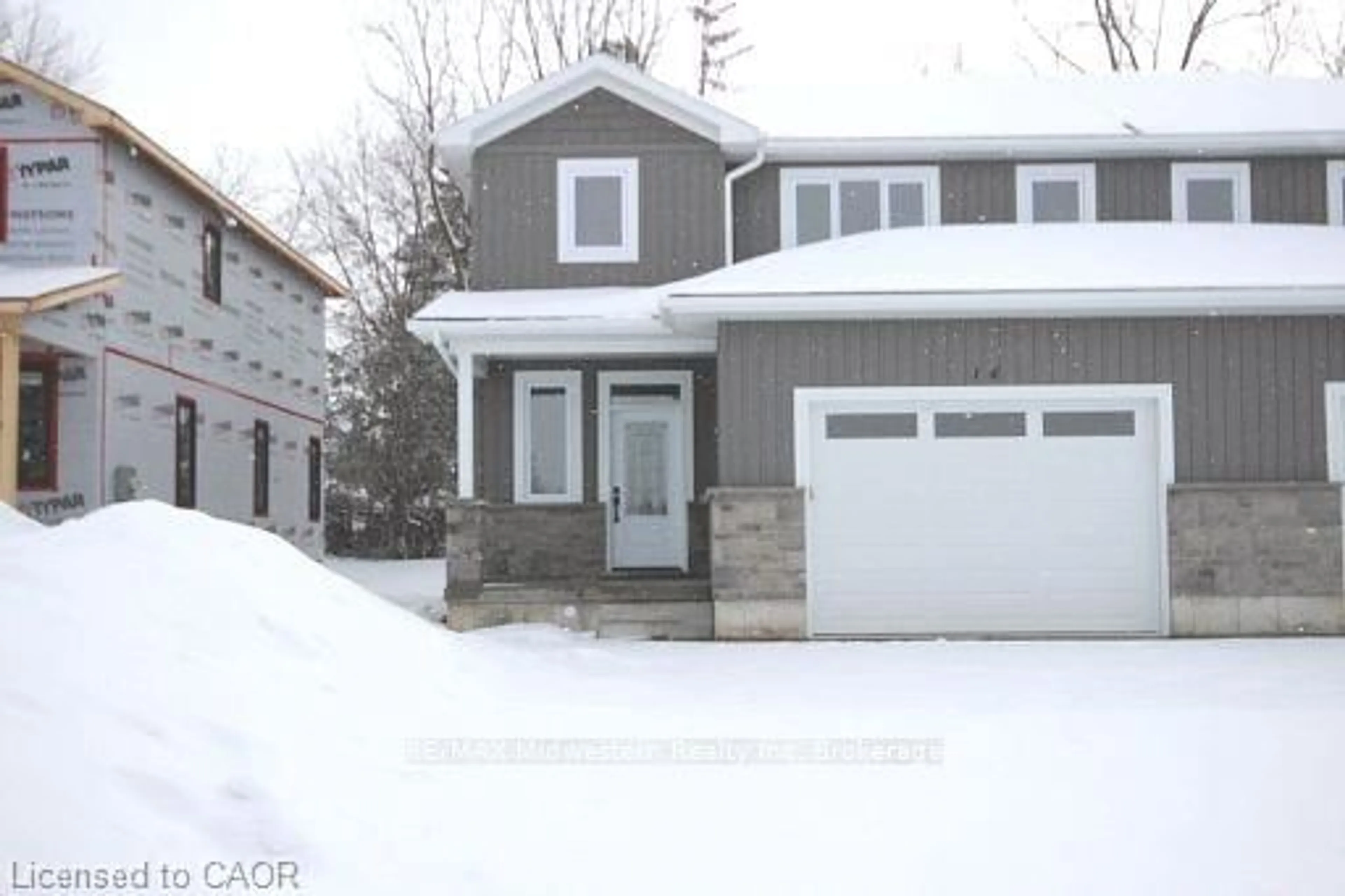 Unknown for 14 Roberts St, Seaforth Ontario N0G 1B0