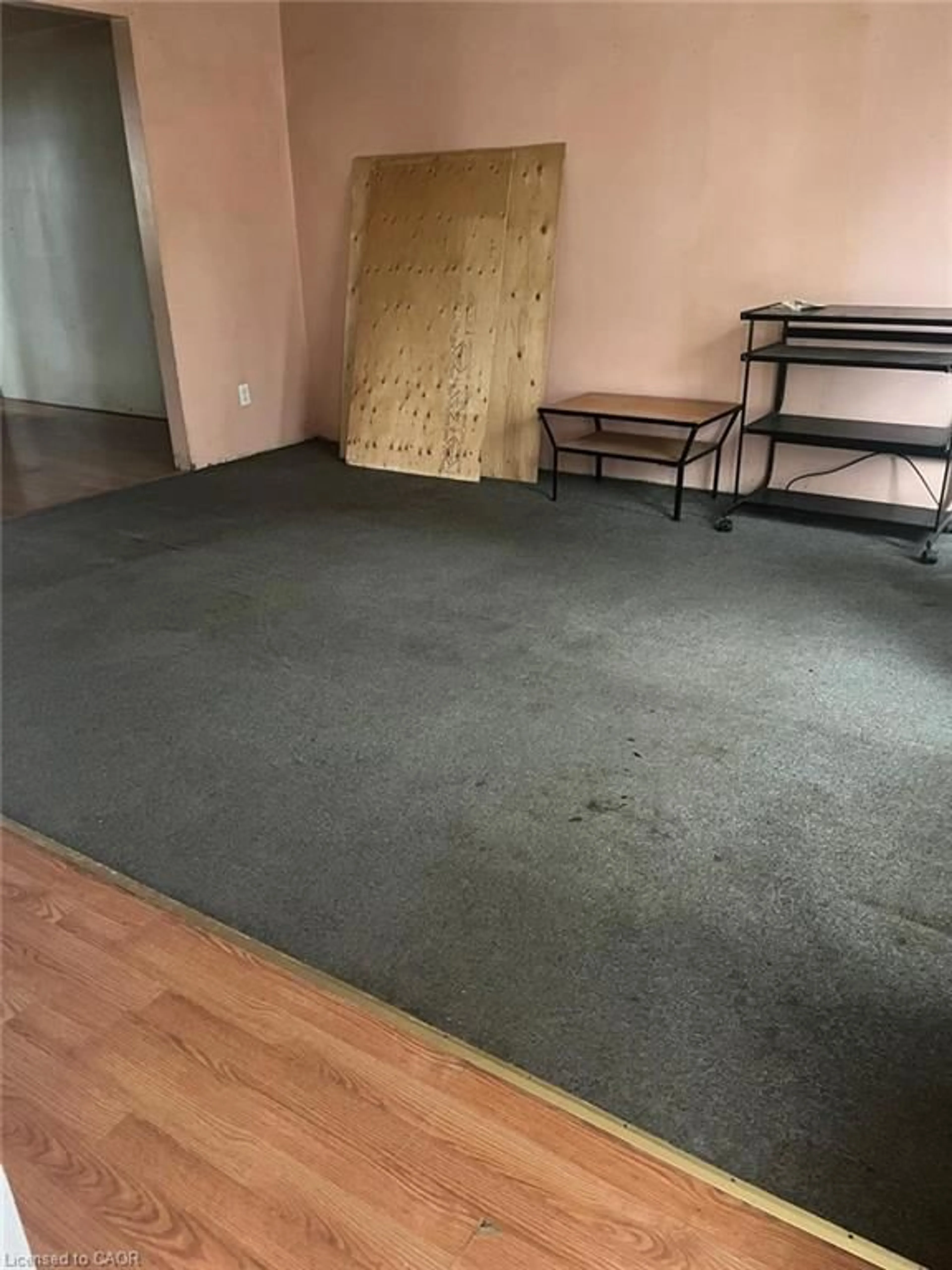 A pic of a room for 515 Parkview Cres, Cambridge Ontario N3H 4Z9