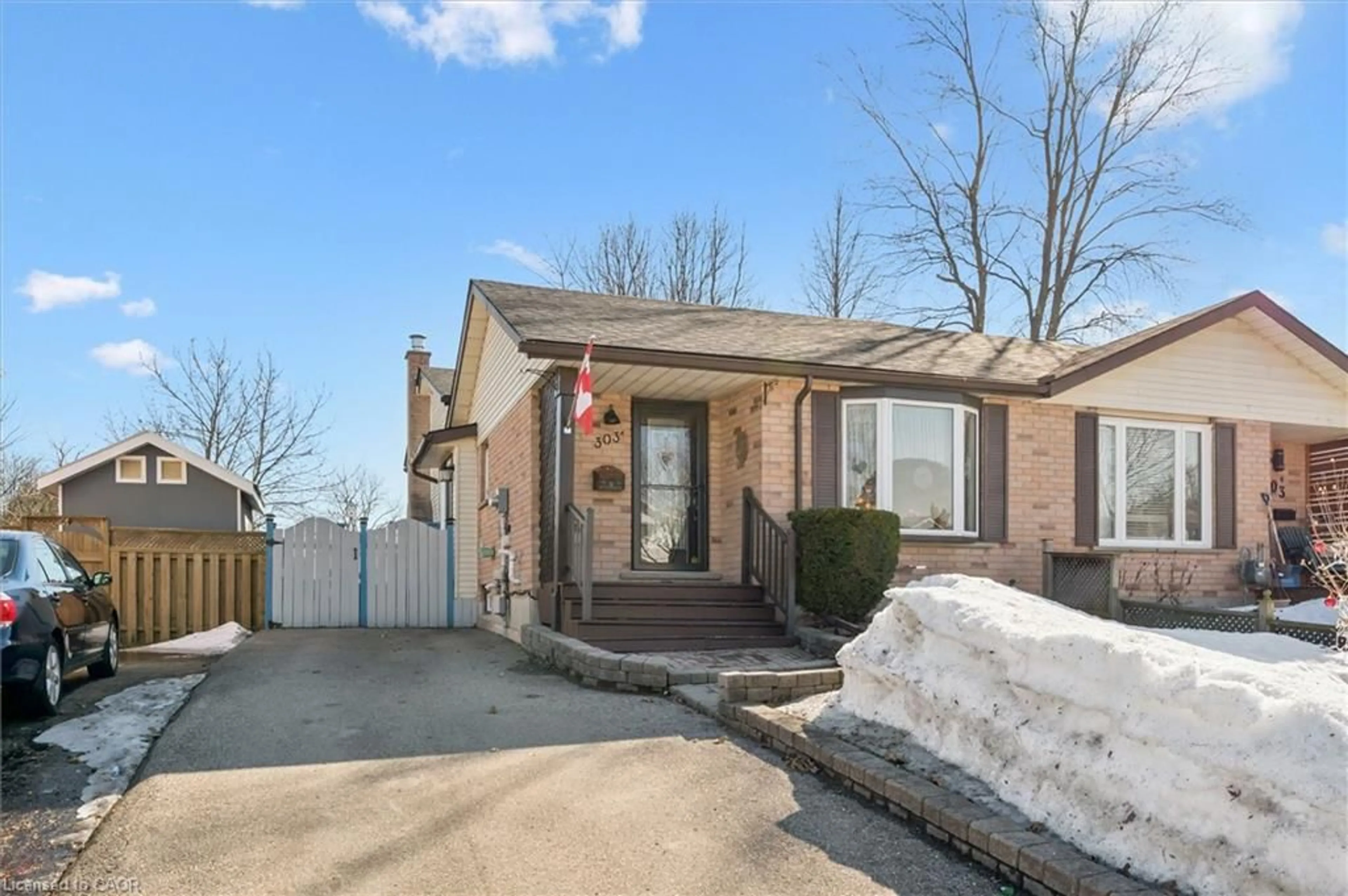 Unknown for 303 Mayview Cres #A, Waterloo Ontario N2V 1P5