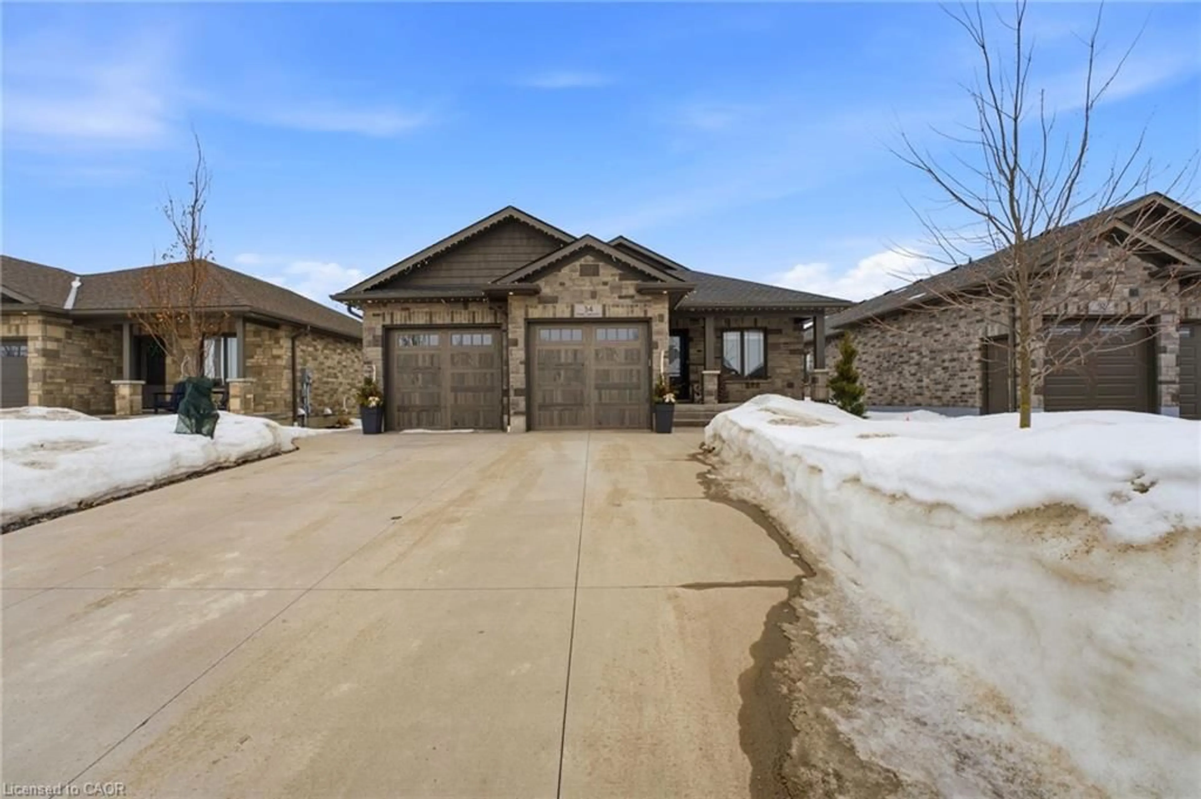 Home with brick exterior material, street for 34 Forbes Cres, Listowel Ontario N4W 0B9