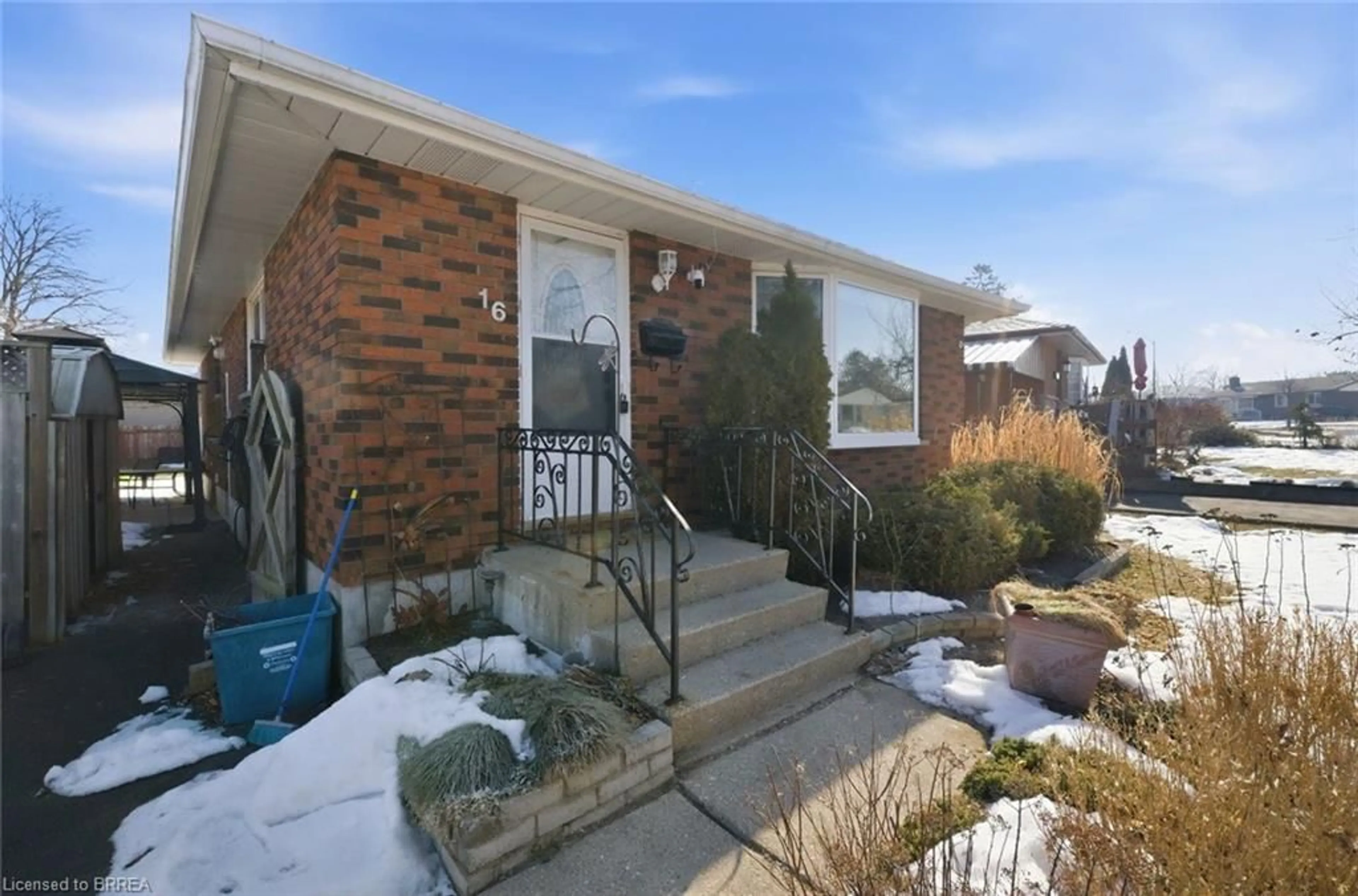 Home with brick exterior material, street for 16 Somerset Rd, Brantford Ontario N3R 5A5