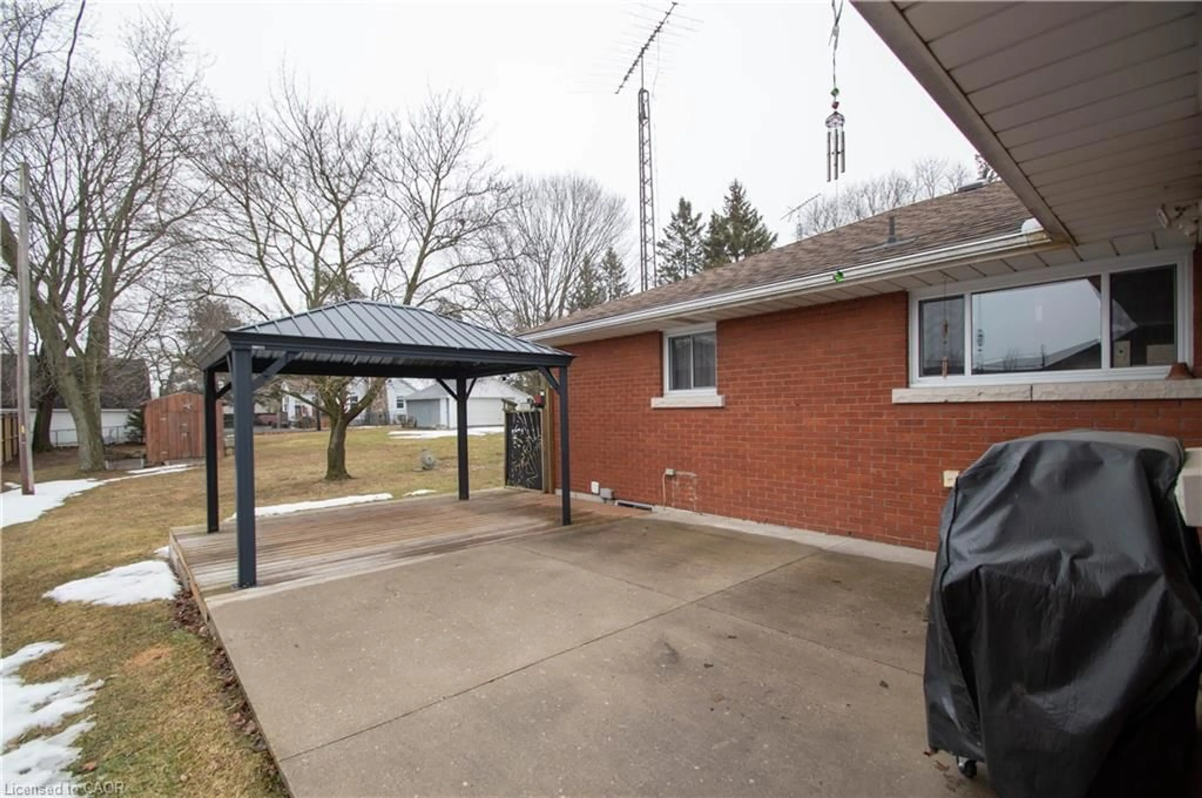 Patio, street for 247 Herbert Ave, Delhi Ontario N4B 2S5