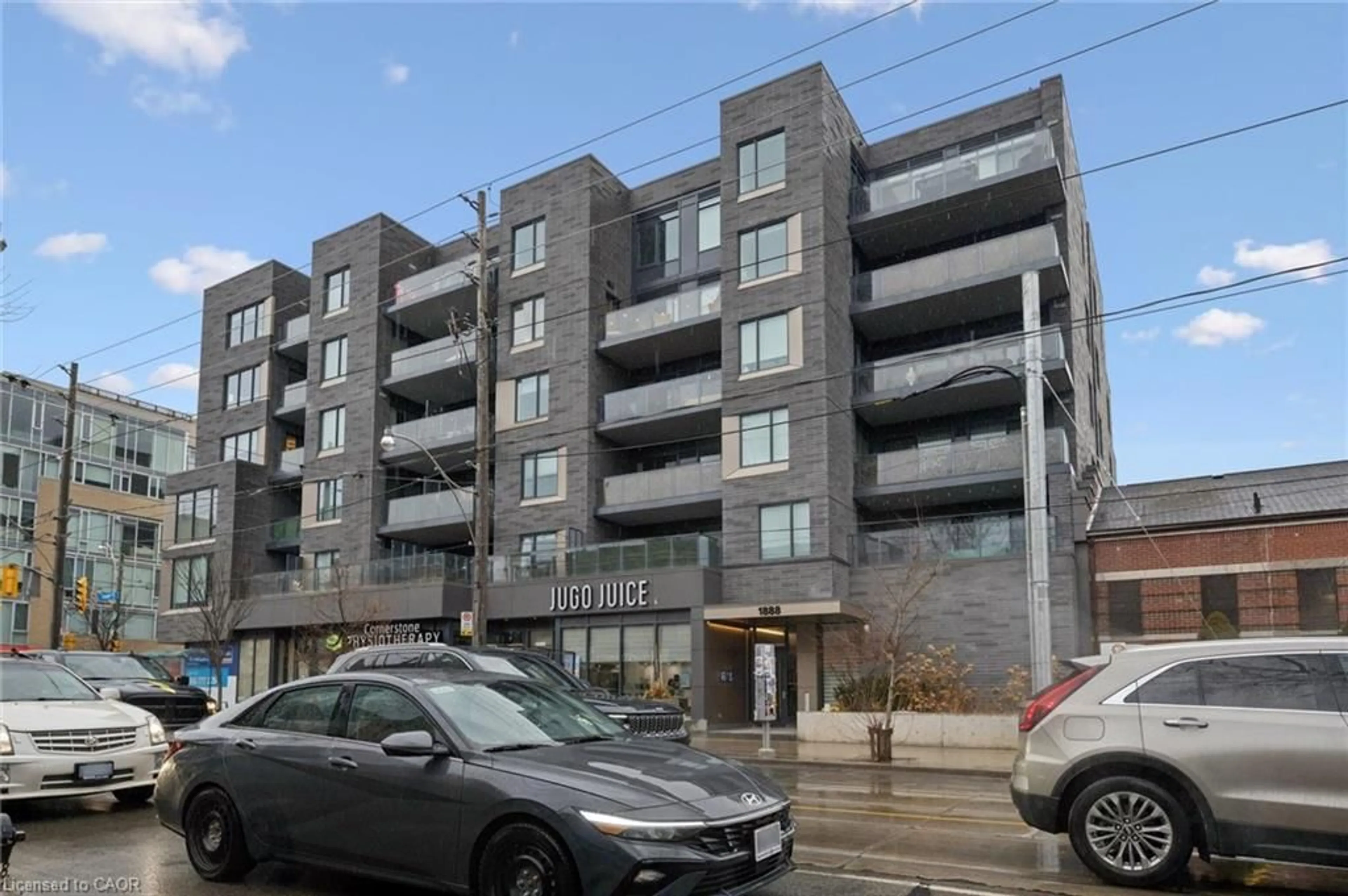 Unknown for 1888 Queen St #501, Toronto Ontario M4L 1H4