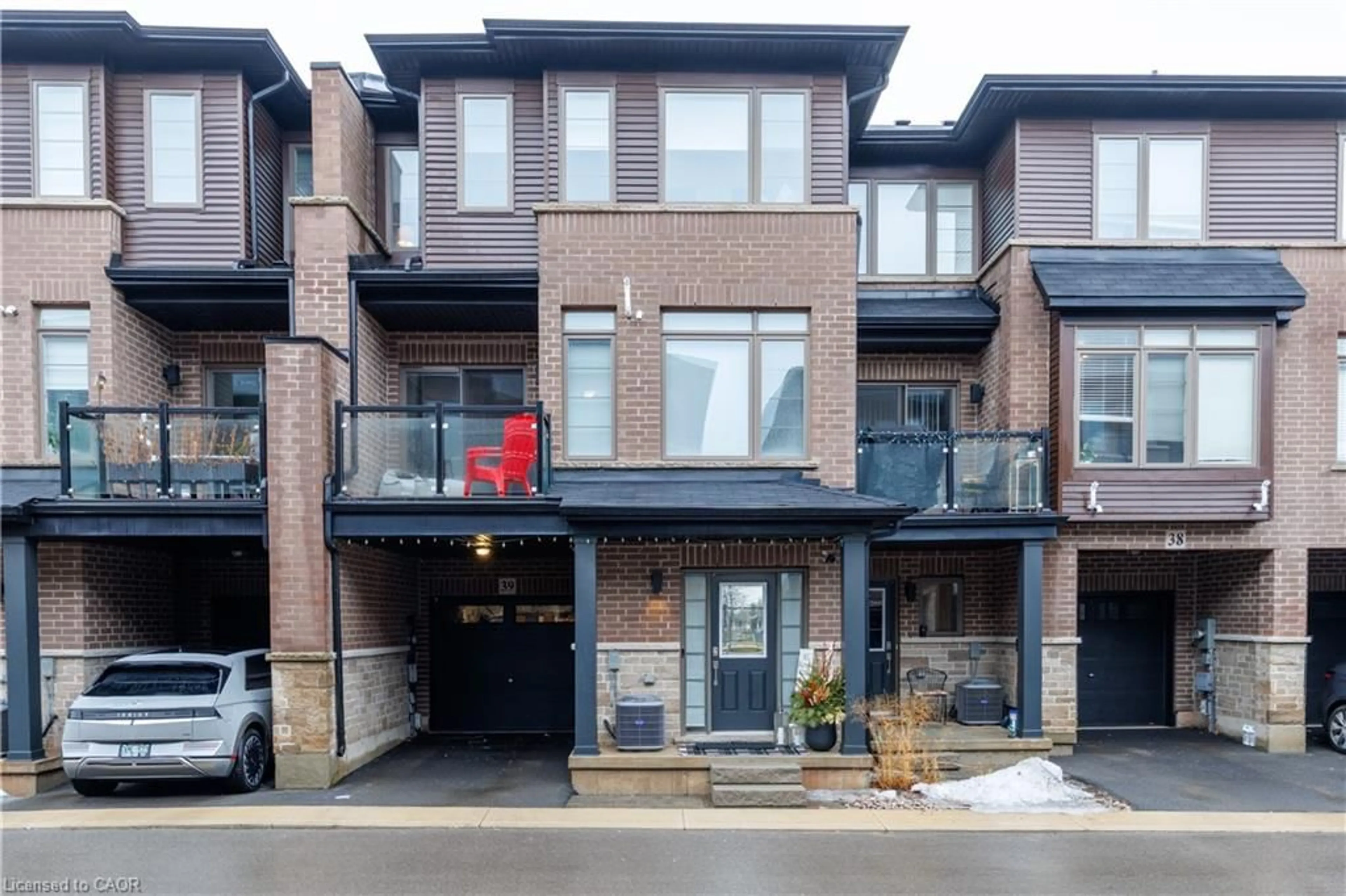 Home with brick exterior material, street for 575 Woodward Ave #39, Hamilton Ontario L8H 0B3