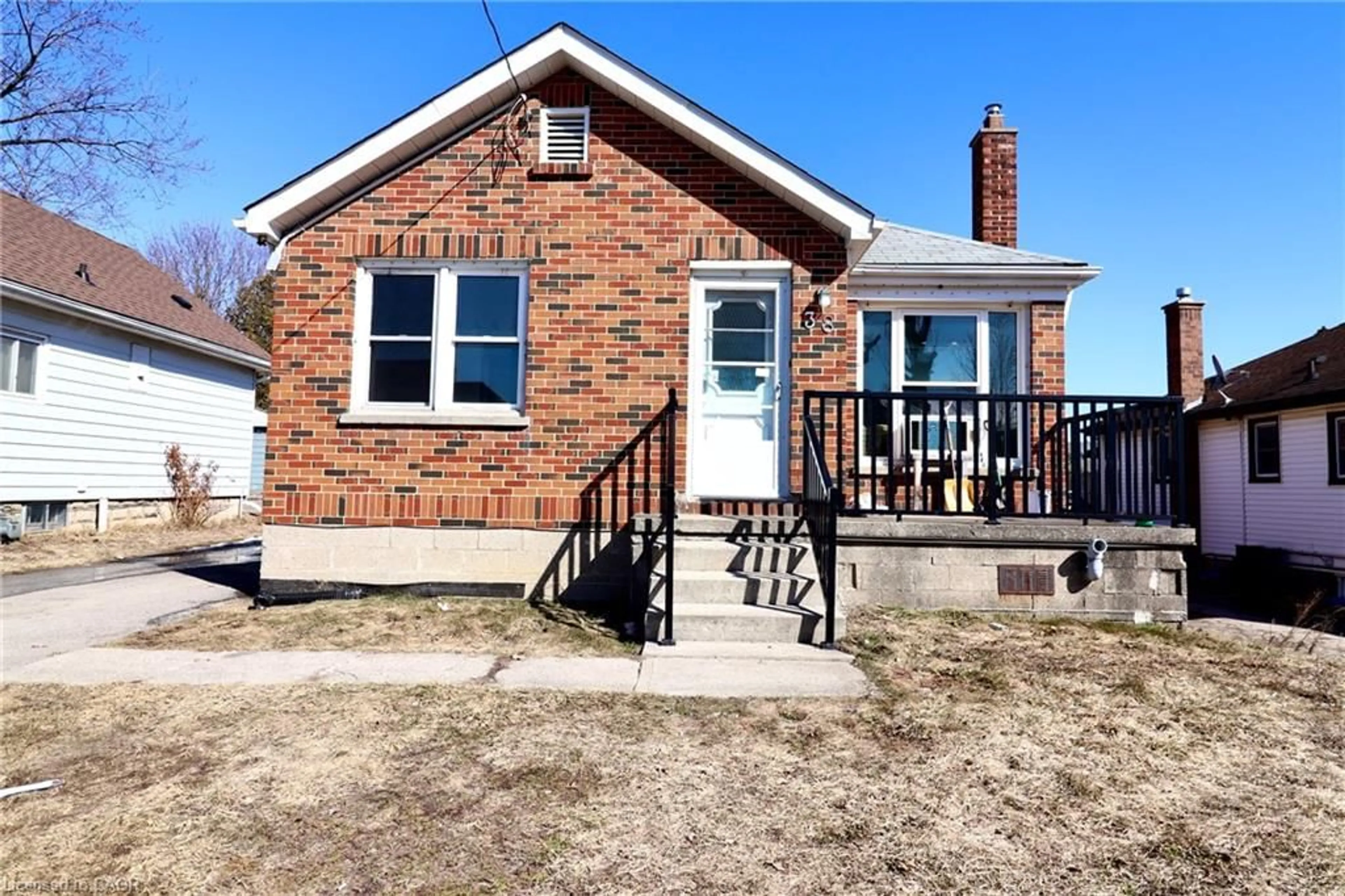 Home with brick exterior material, street for 38 Oliver St, London Ontario N5Z 2E6