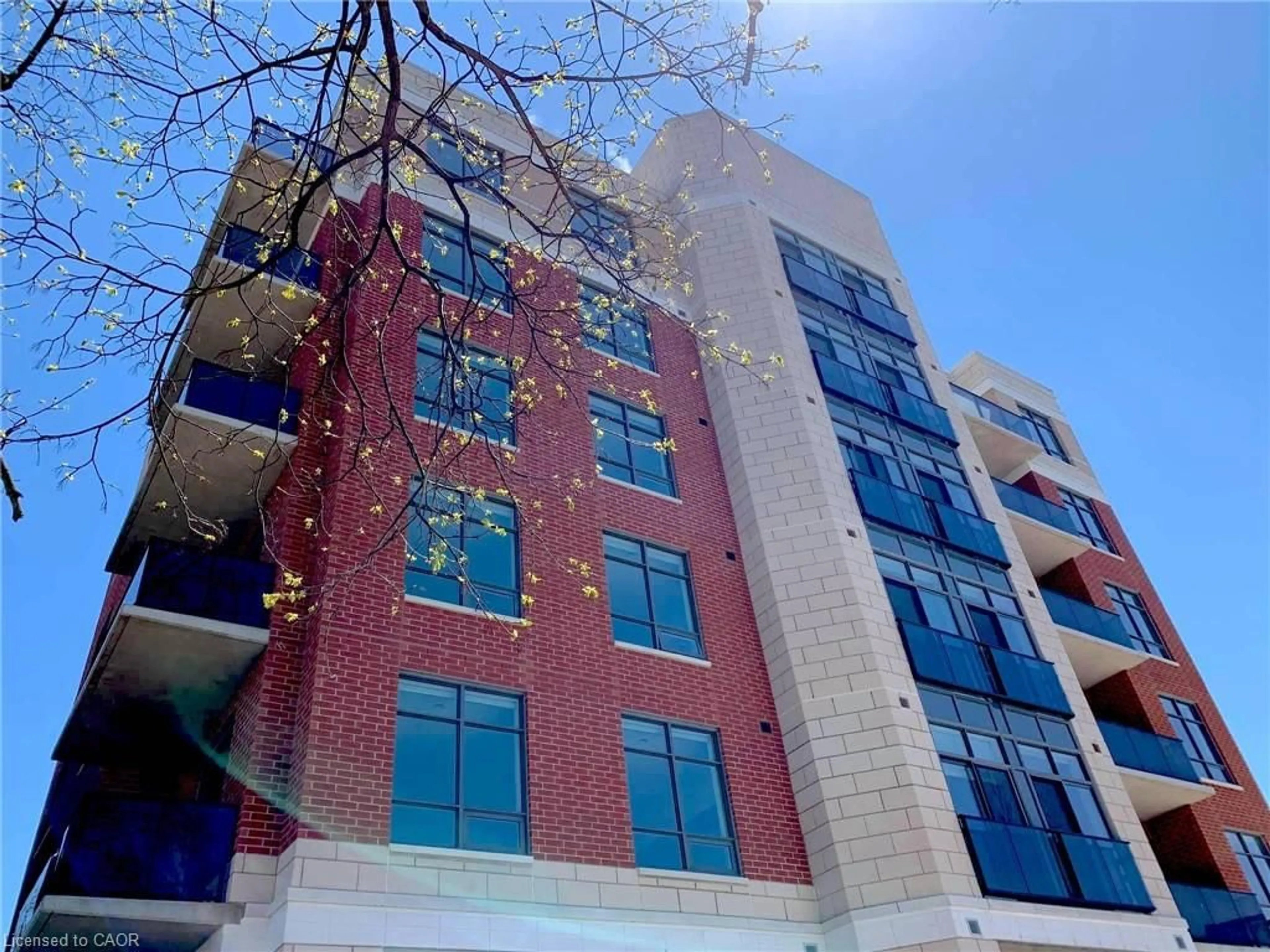 Unknown for 399 Queen St #101, Kitchener Ontario N2G 0C4