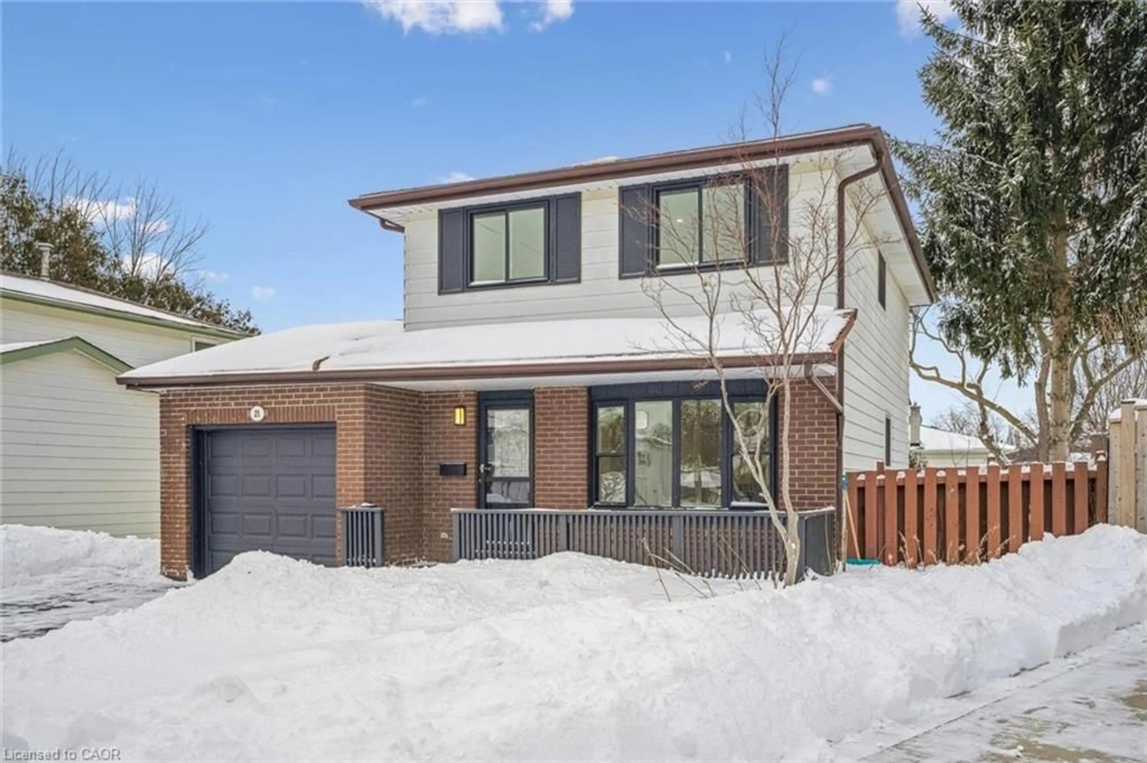 Home with brick exterior material, street for 21 Forest Glen Crt, Kitchener Ontario N2N 1E1