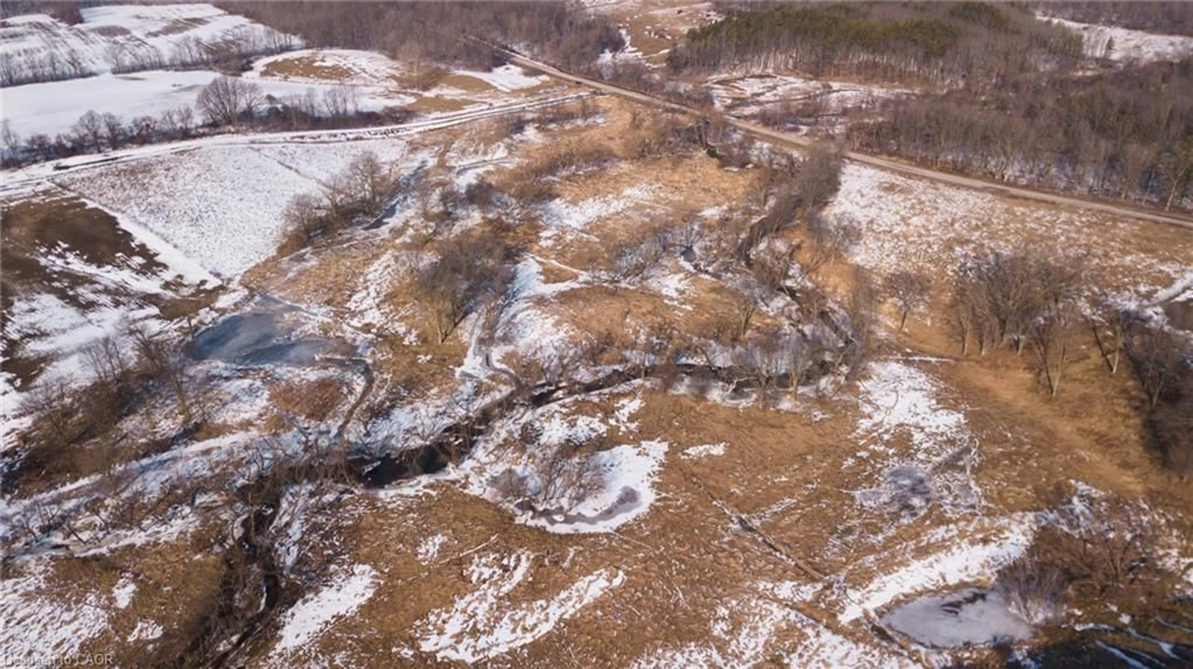 A pic from outside/outdoor area/front of a property/back of a property/a pic from drone, unknown for 1448 Concession 14, Simcoe Ontario N3Y 4K3