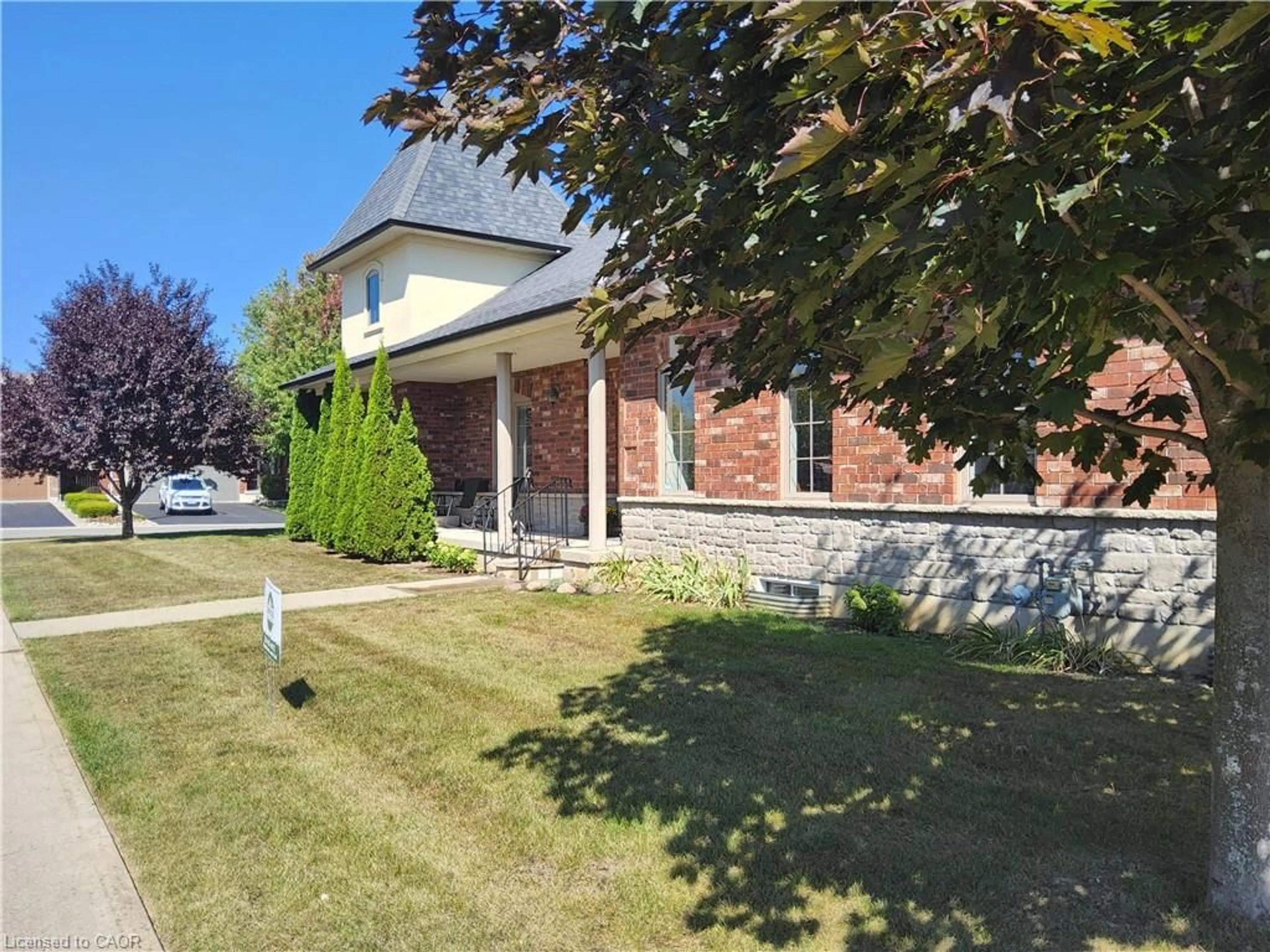 A pic from outside/outdoor area/front of a property/back of a property/a pic from drone, street for 56 Kelly Dr, Port Dover Ontario N0A 1N5