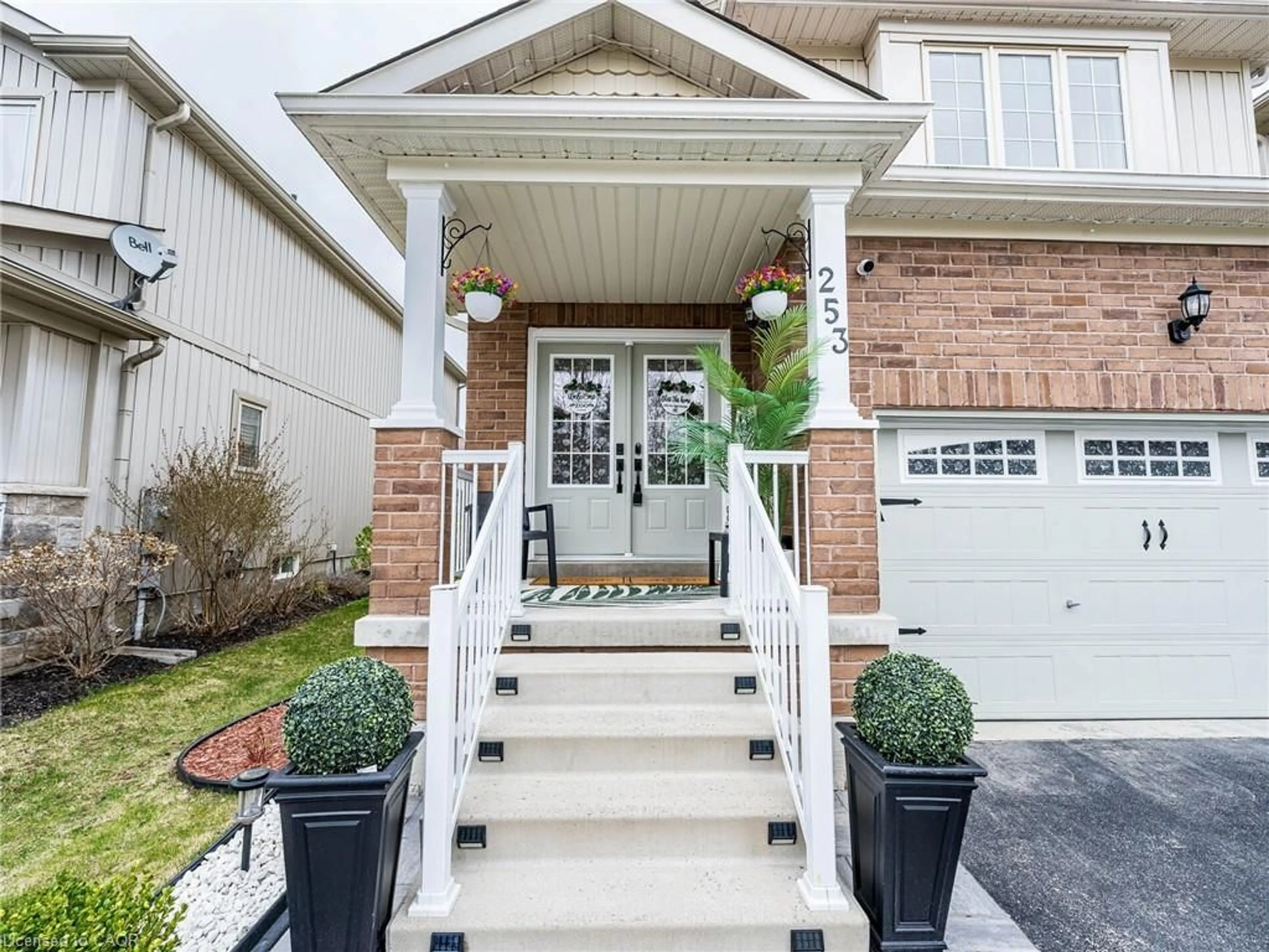 Home with brick exterior material, street for 253 Greenwood Dr, Angus Ontario L0M 1B4