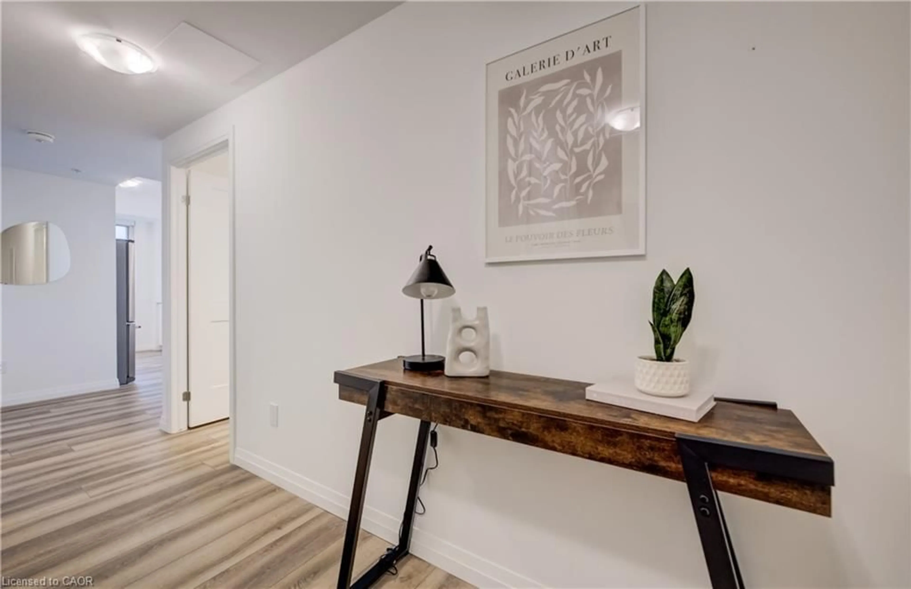 Indoor entryway for 108 Garment St #2302, Kitchener Ontario N2G 0E2