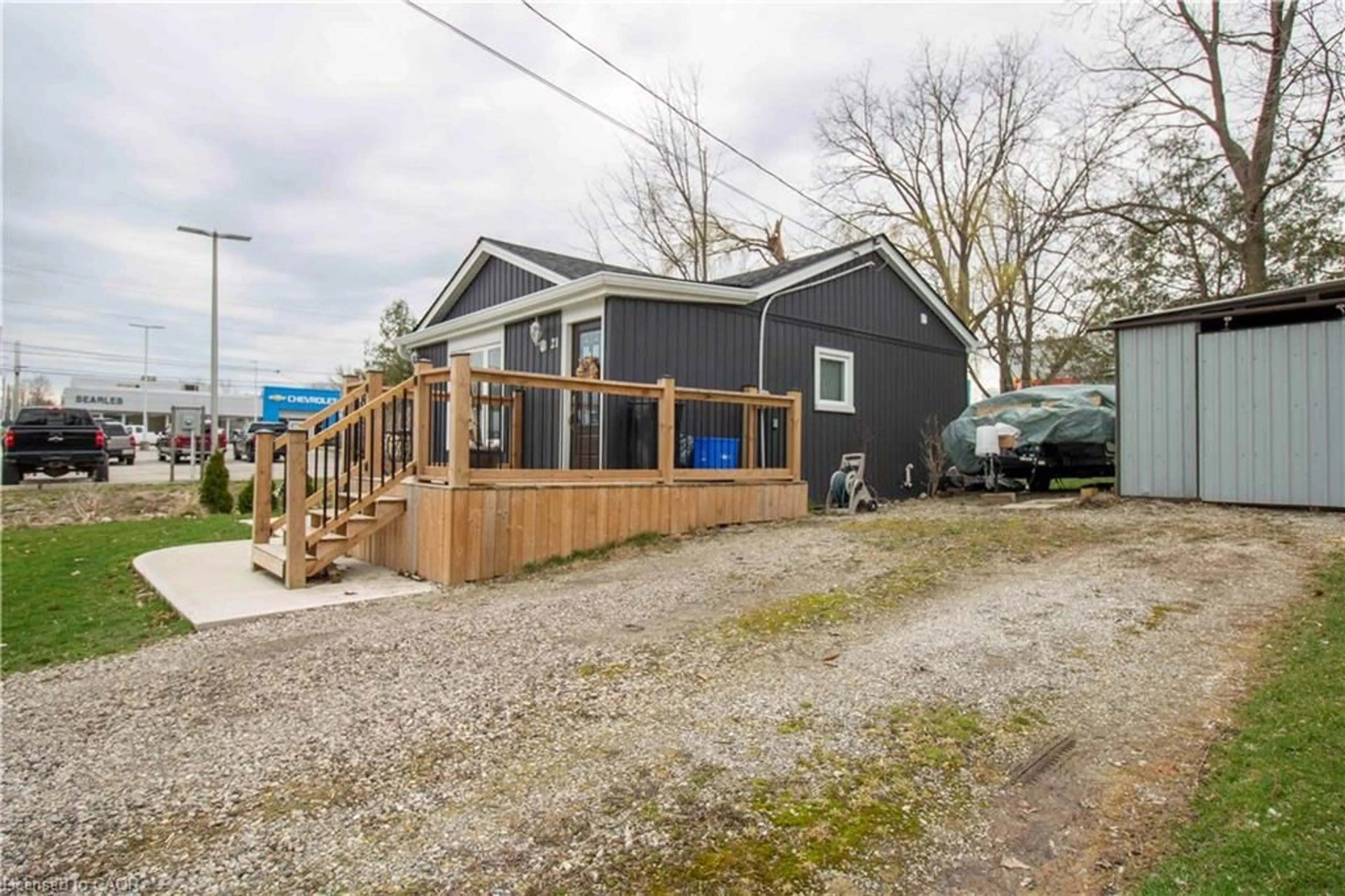 Unknown for 21 Fife St, Caledonia Ontario N3W 1J1