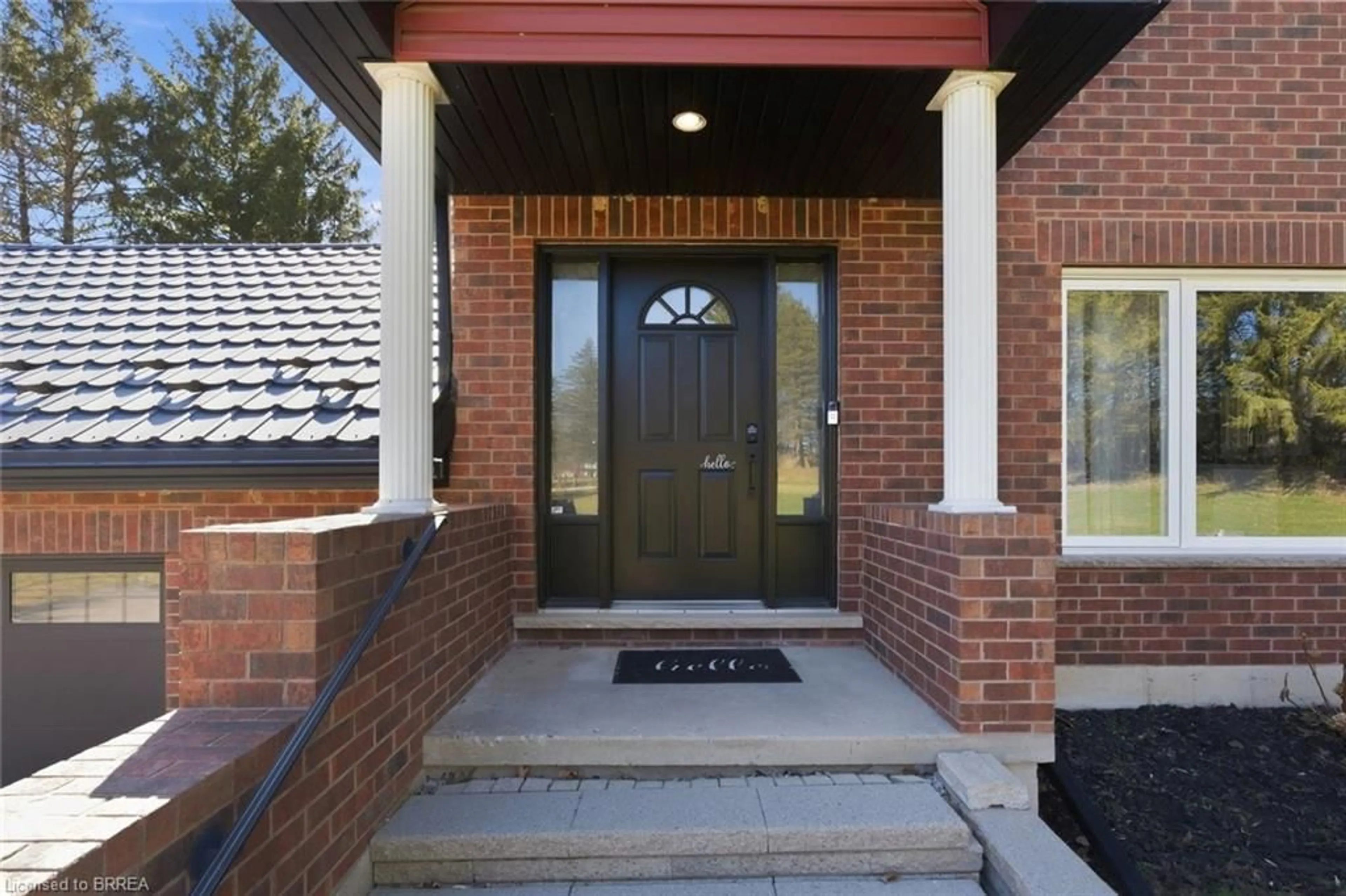 Unknown for 25 Hammond Rd, Brantford Ontario N3T 5L4