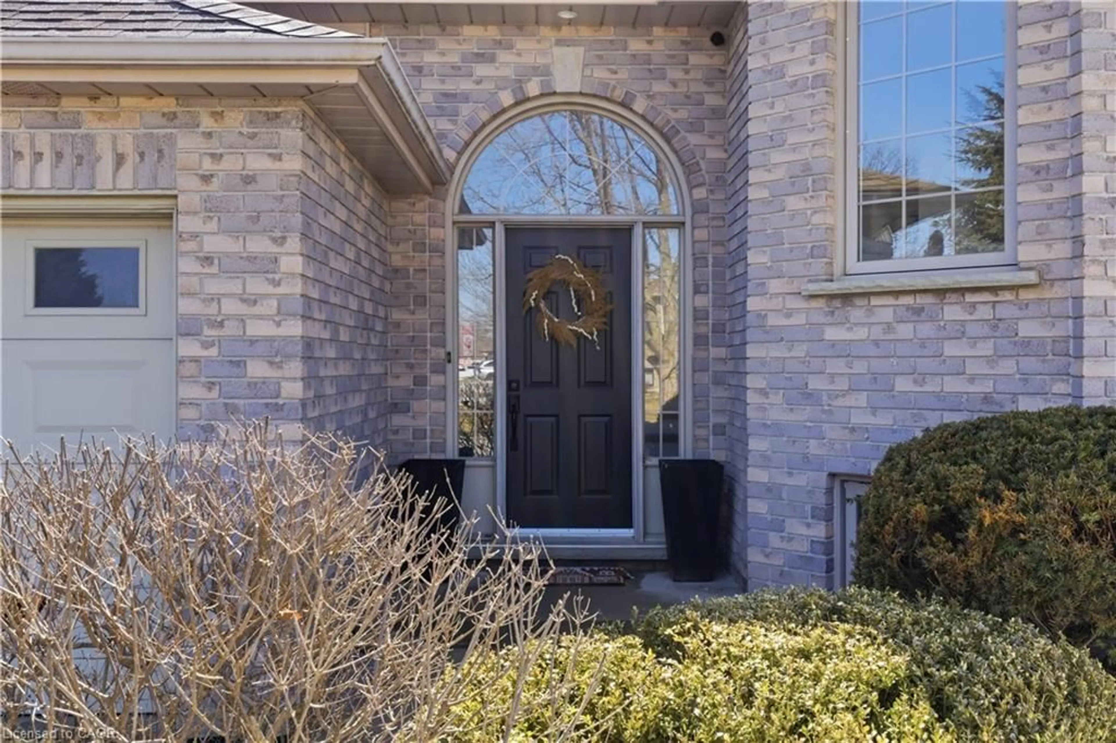 Unknown for 5 Bradbury Cres, Paris Ontario N3L 4E1